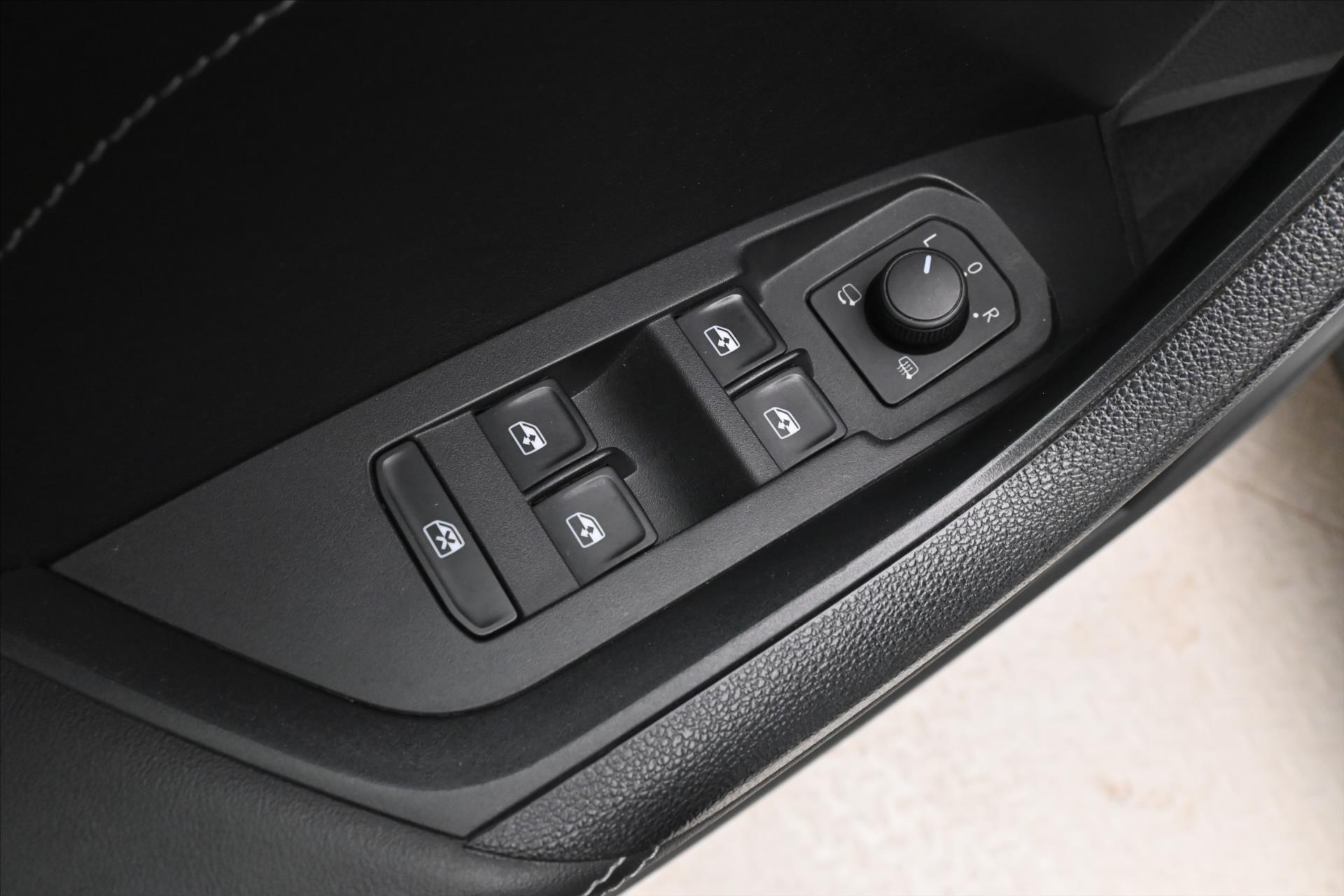 Hlavní fotografie vozu Škoda Kodiaq 2,0 TDI 110kW DSG 7míst Záruka až 5 let (26)