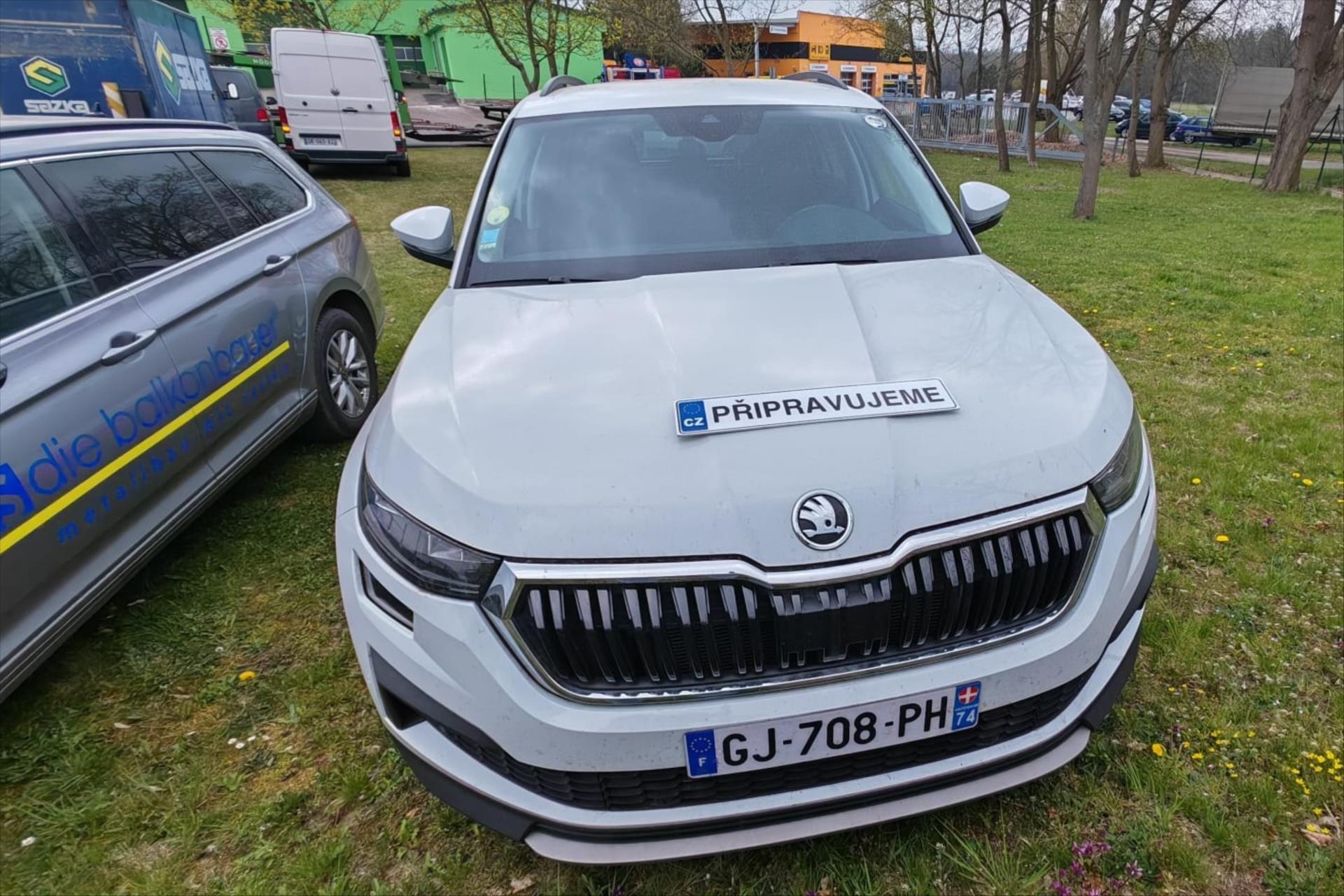 Hlavní fotografie vozu Škoda Kodiaq 2,0 TDI 110kW DSG Ambition 7míst VŮZ PŘIPRAVUJEME K PR (4)