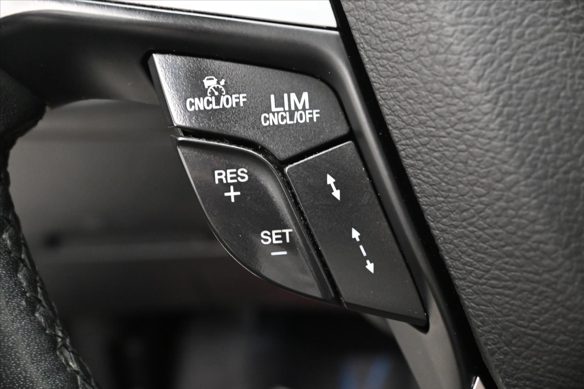 Hlavní fotografie vozu Ford S-MAX 2,0 TDCI 140 kW AT8 Záruka až 5 let (22)