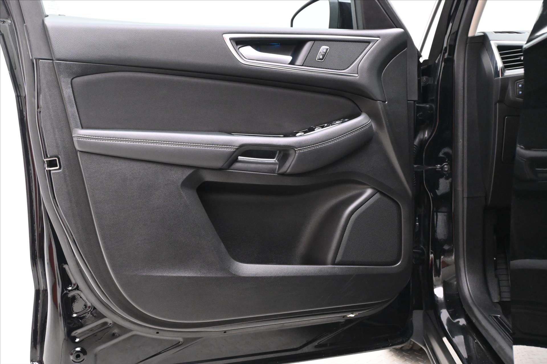 Hlavní fotografie vozu Ford S-MAX 2,0 TDCI 140 kW AT8 Záruka až 5 let (23)