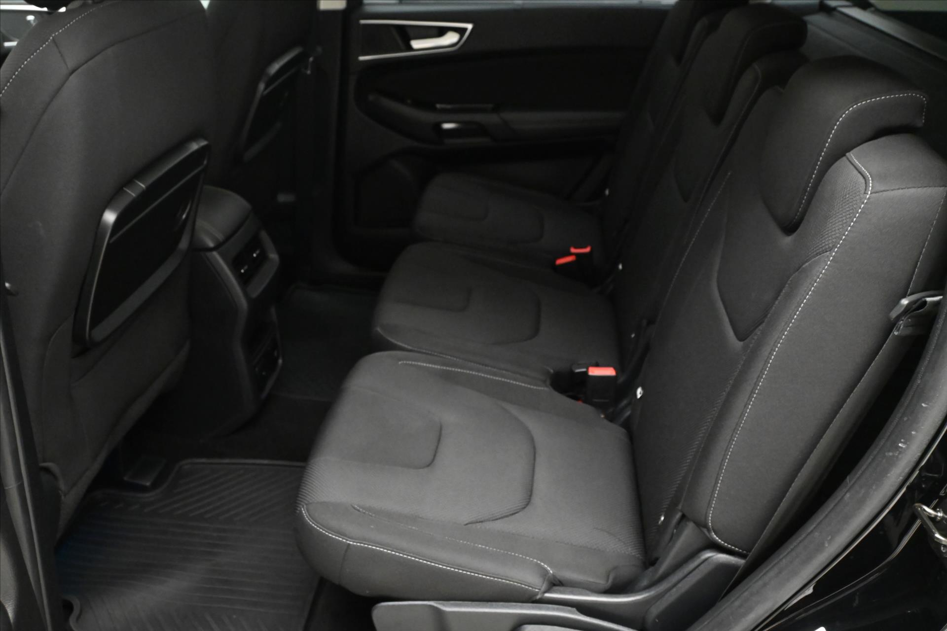 Hlavní fotografie vozu Ford S-MAX 2,0 TDCI 140kW AT8 Záruka až 5 let (14)