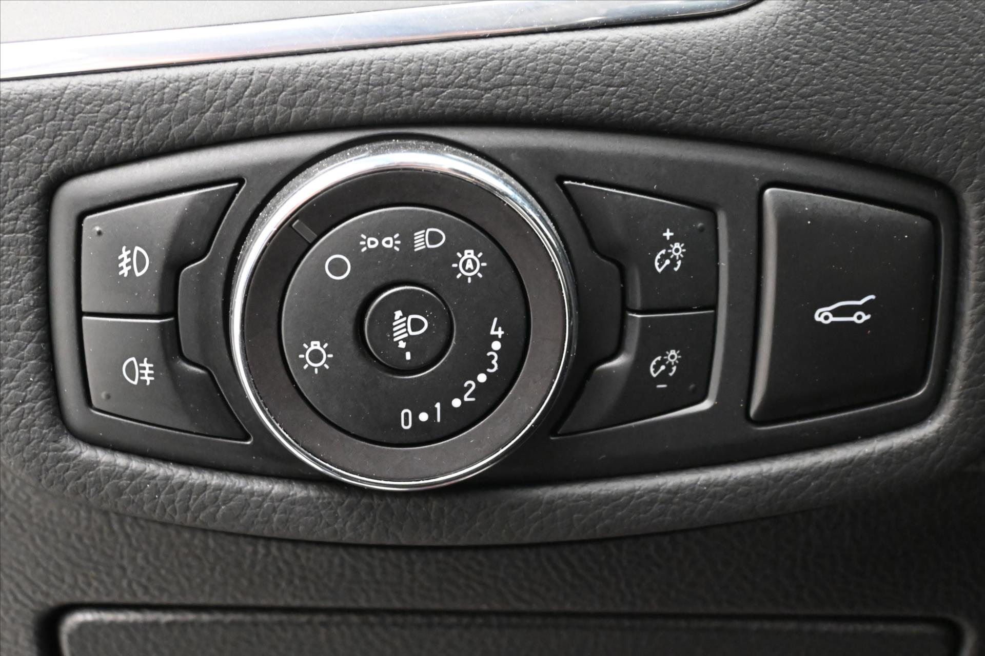Hlavní fotografie vozu Ford S-MAX 2,0 TDCI 140kW AT8 Záruka až 5 let (25)