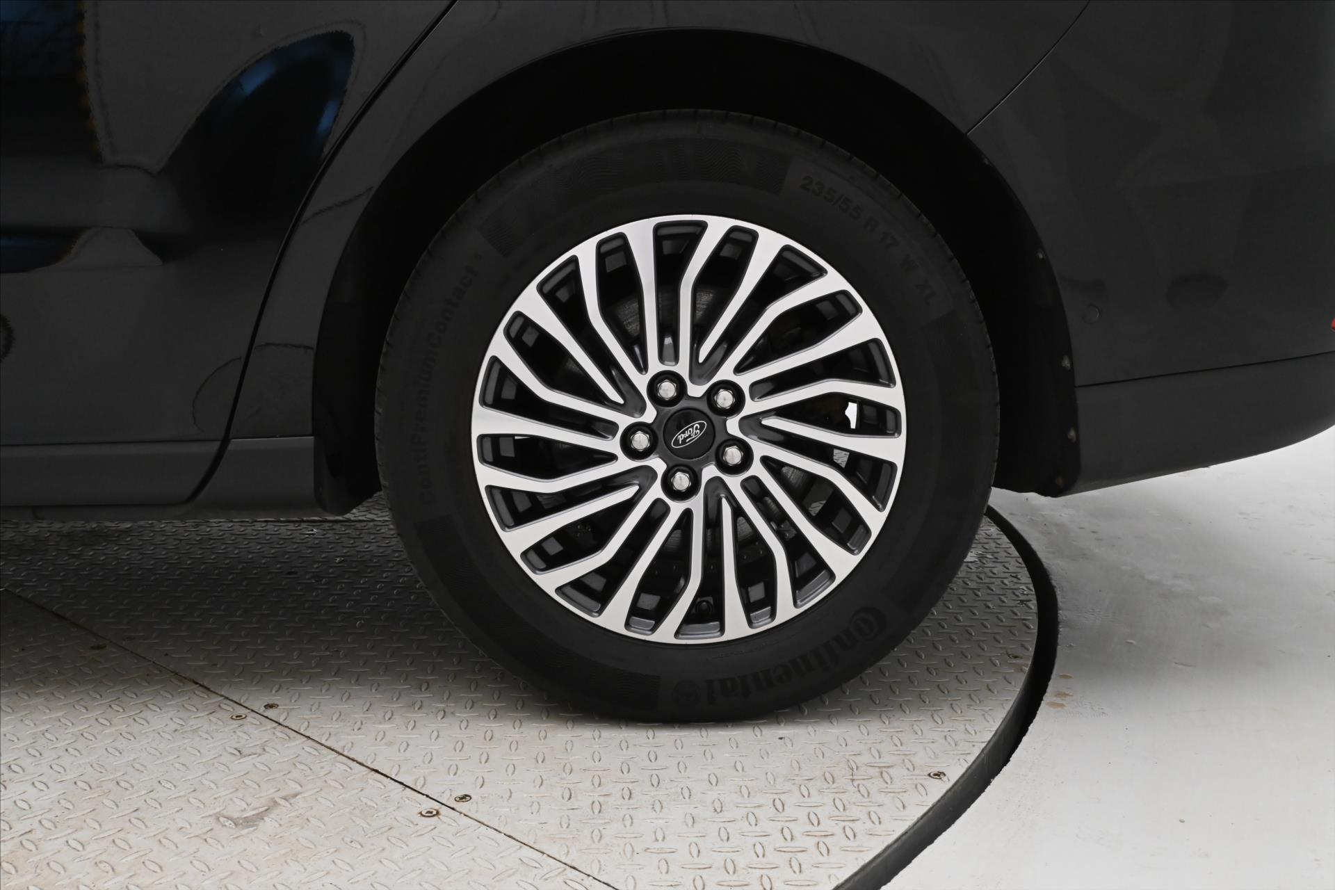 Hlavní fotografie vozu Ford S-MAX 2,0 TDCI 140kW AT8 Záruka až 5 let (30)