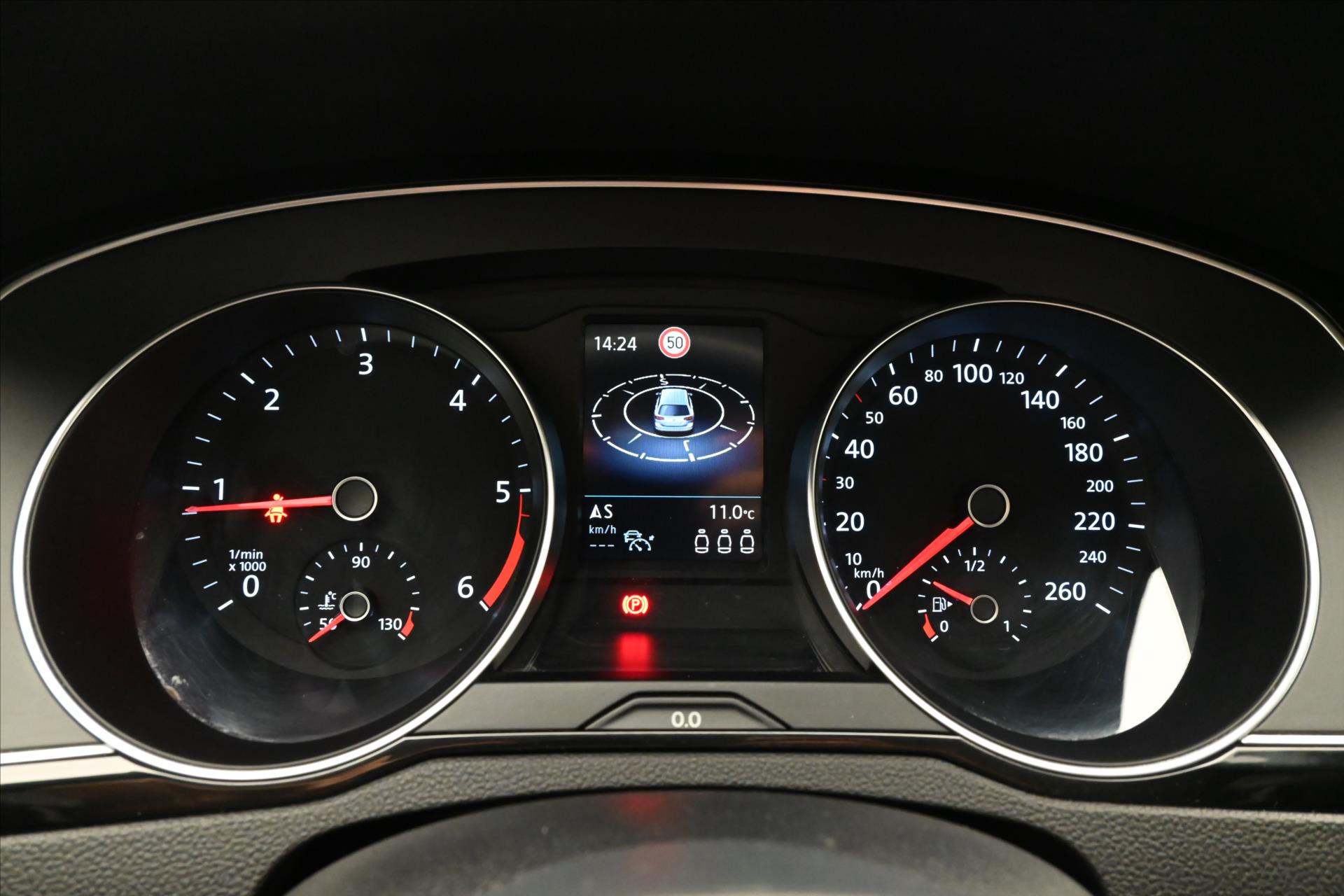 Hlavní fotografie vozu Volkswagen Passat 2,0 TDI 110 kW Business Záruka až 5 let (16)