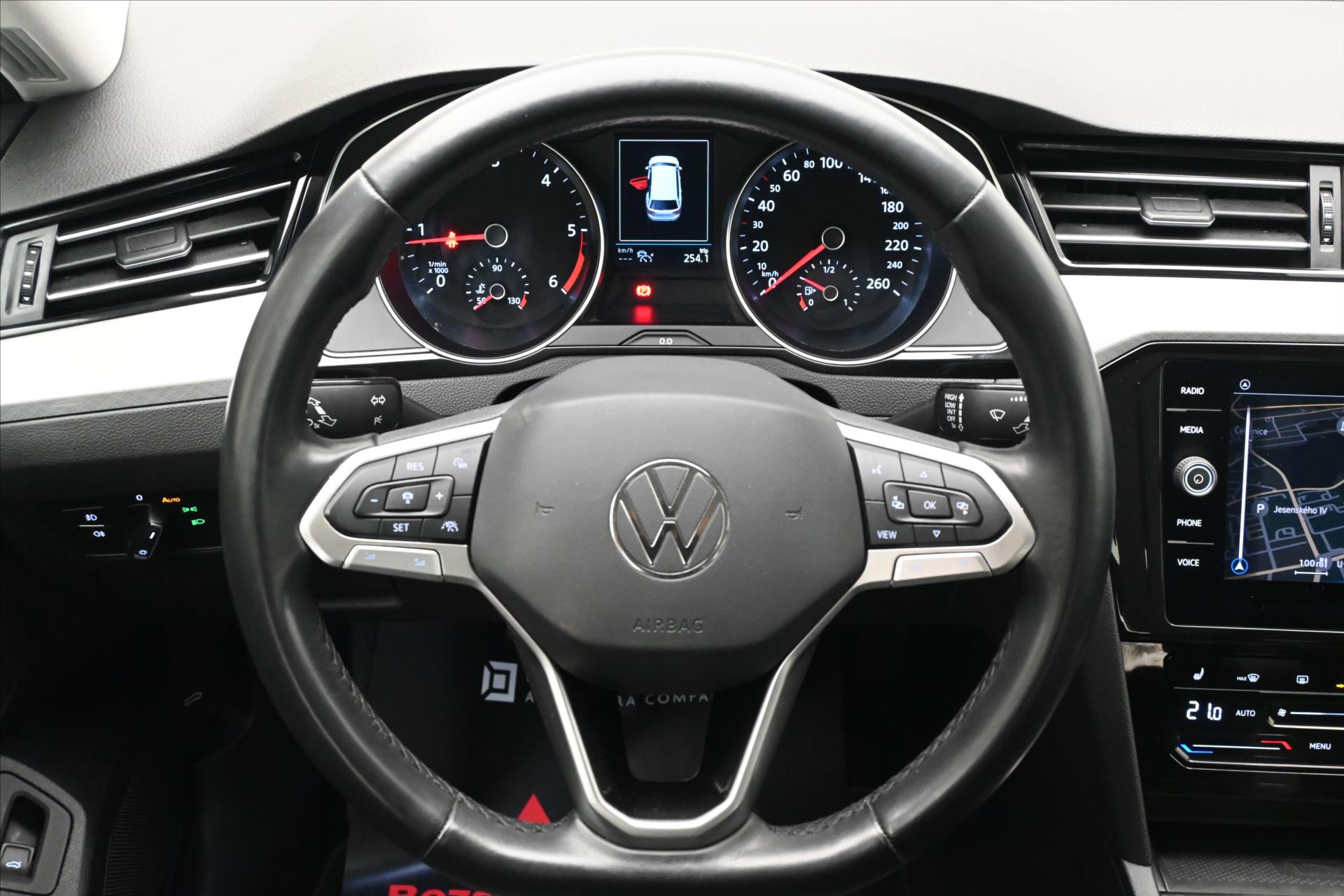 Hlavní fotografie vozu Volkswagen Passat 2,0 TDI 110 kW Business Záruka až 5 let (18)