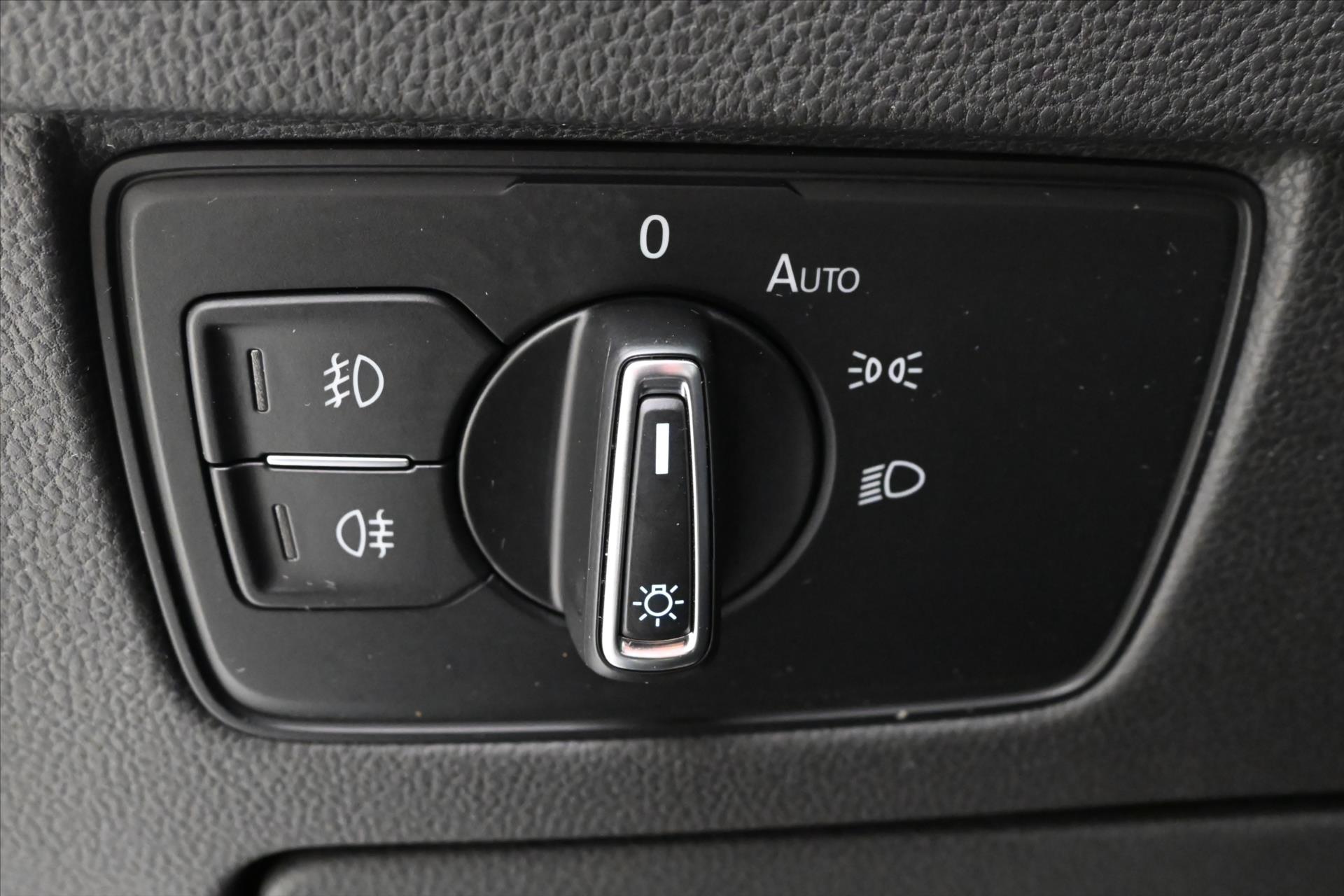 Hlavní fotografie vozu Volkswagen Passat 2,0 TDI 110 kW Business Záruka až 5 let (27)