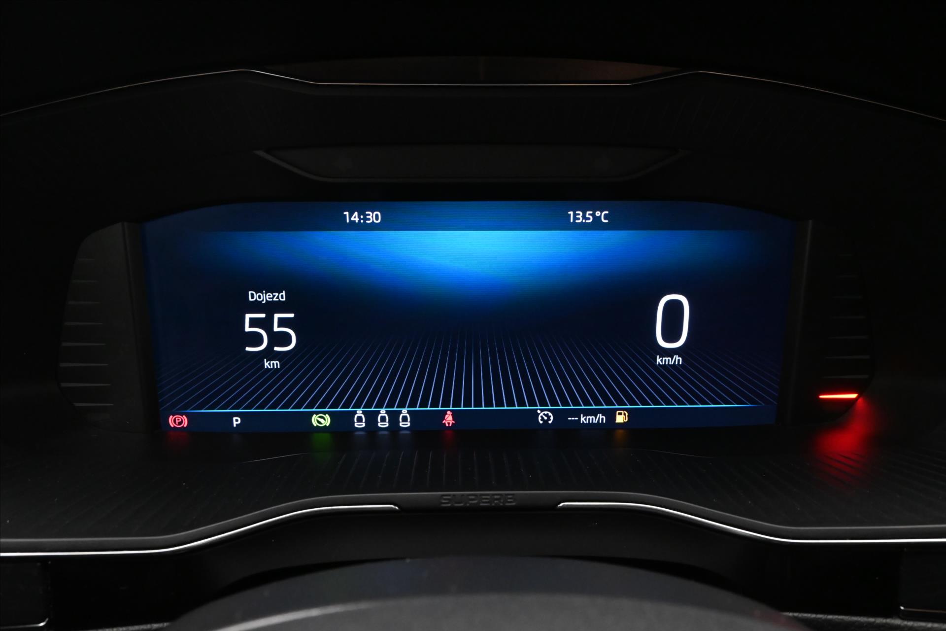 Hlavní fotografie vozu Škoda Superb 2,0 TDI 110 kW DSG Style Záruka až 5 let (16)