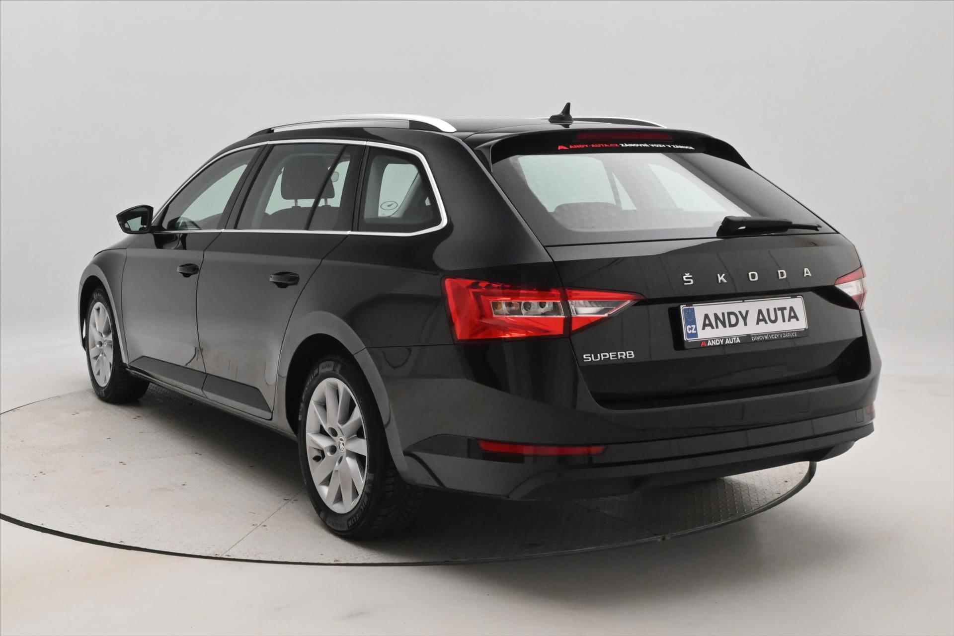 Hlavní fotografie vozu Škoda Superb 2,0 TDI 110 kW DSG Style Záruka až 5 let (7)