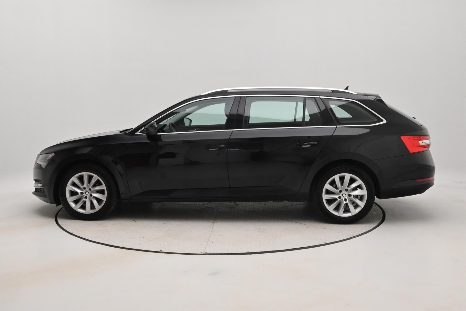 Hlavní fotografie vozu Škoda Superb 2,0 TDI 110 kW DSG Style Záruka až 5 let (8)