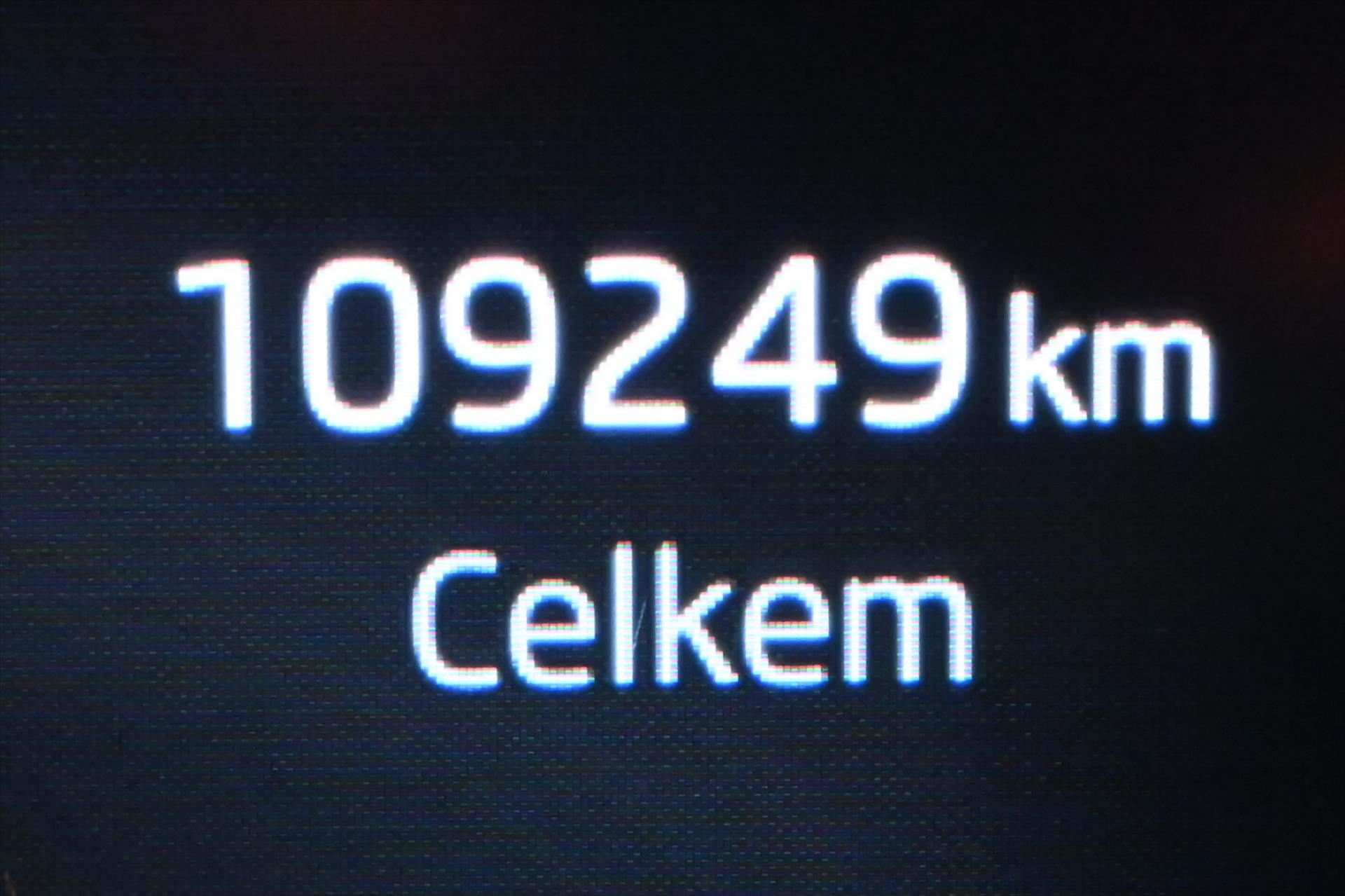 Hlavní fotografie vozu Škoda Karoq 2,0 TDI 85 kW DSG Ambition Záruka až 5 let (17)