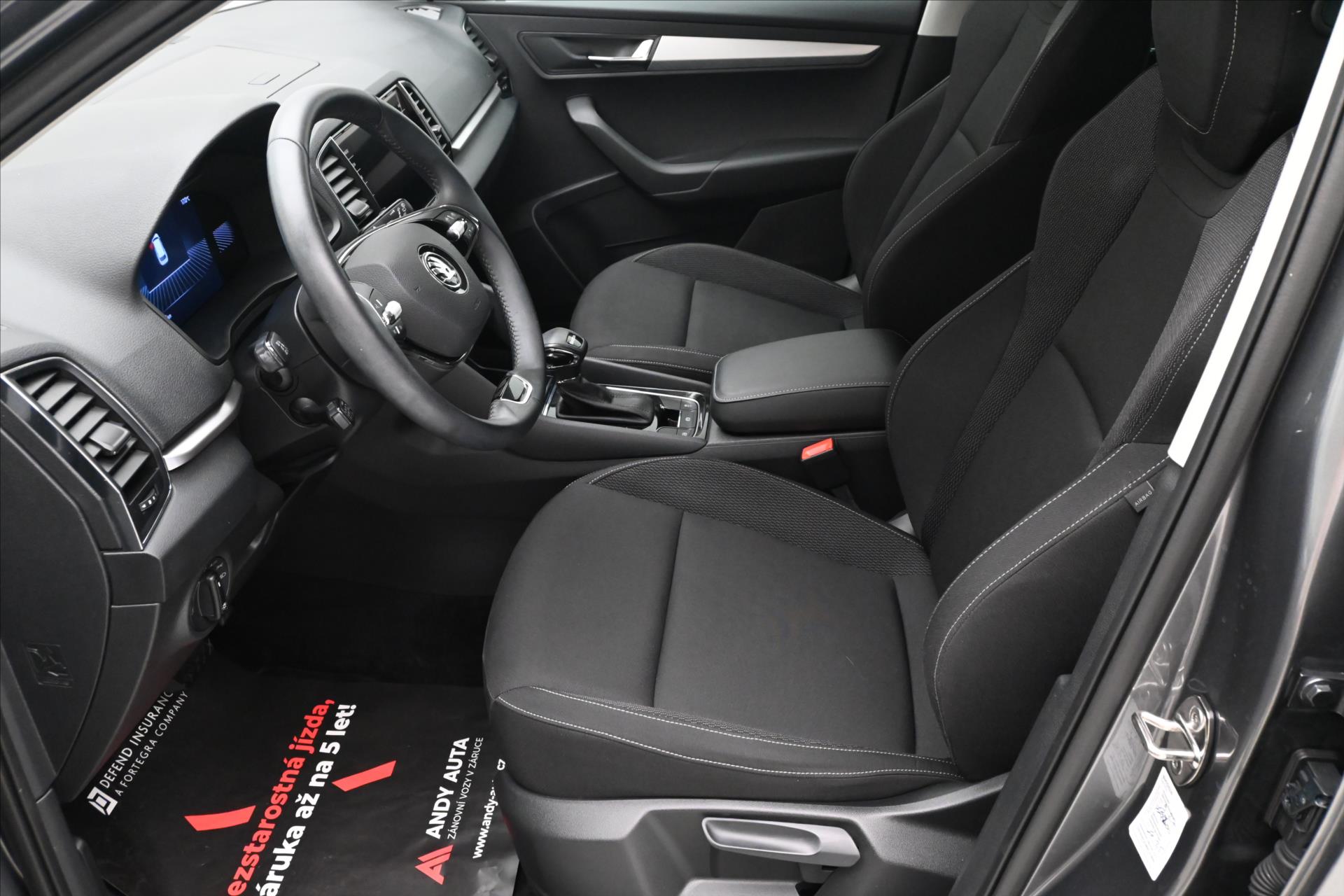 Hlavní fotografie vozu Škoda Karoq 2,0 TDI 85 KW DSG Ambition Záruka až 5 let (13)