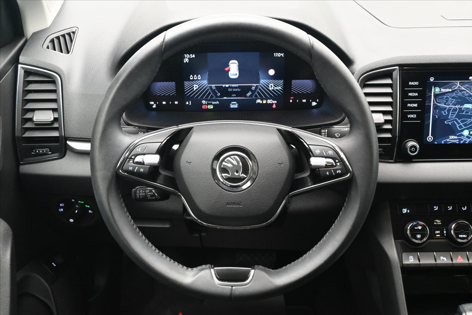 Hlavní fotografie vozu Škoda Karoq 2,0 TDI 85 KW DSG Ambition Záruka až 5 let (18)