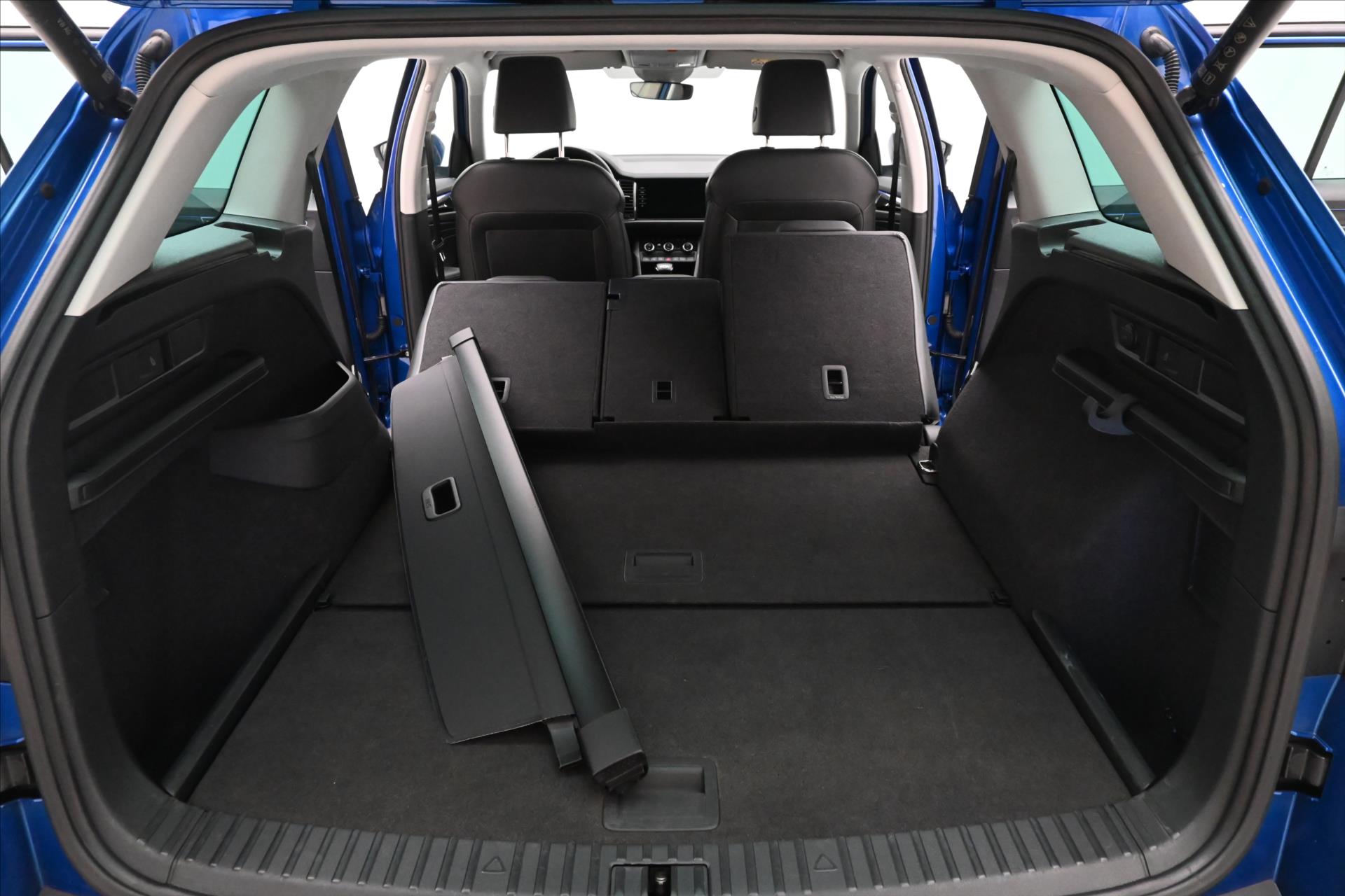 Hlavní fotografie vozu Škoda Kodiaq 2,0 TDI 147kW DSG 4x4 L&K Záruka až 5 let (11)