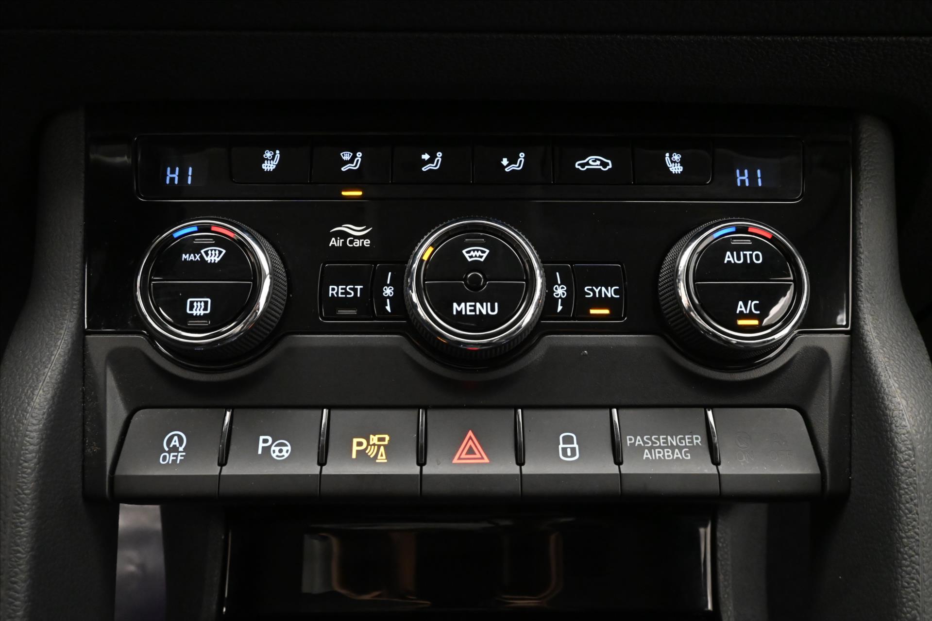 Hlavní fotografie vozu Škoda Kodiaq 2,0 TDI 147kW DSG 4x4 L&K Záruka až 5 let (22)