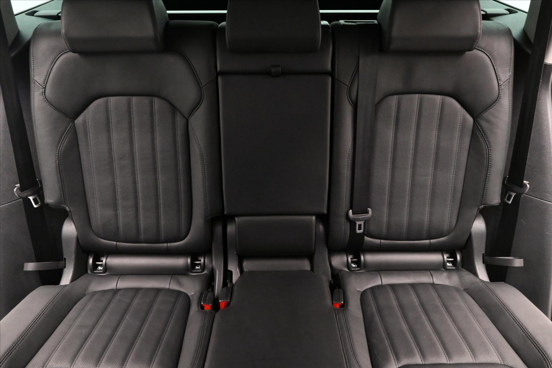 Hlavní fotografie vozu Škoda Kodiaq 2,0 TDI 147kW DSG 4x4 L&K Záruka až 5 let (29)