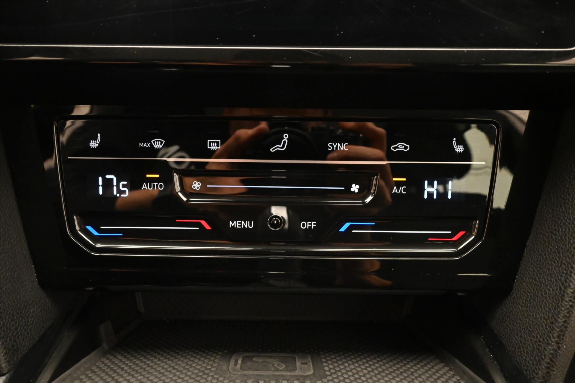 Hlavní fotografie vozu Volkswagen Passat 2,0 TDI 110 kW DSG BUSINESS Záruka až 5 let (21)