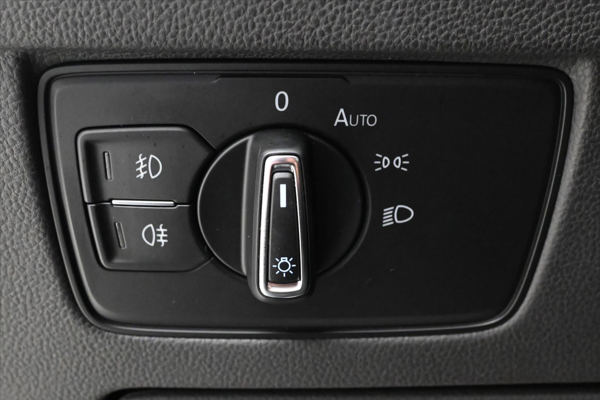 Hlavní fotografie vozu Volkswagen Passat 2,0 TDI 110 kW DSG BUSINESS Záruka až 5 let (27)