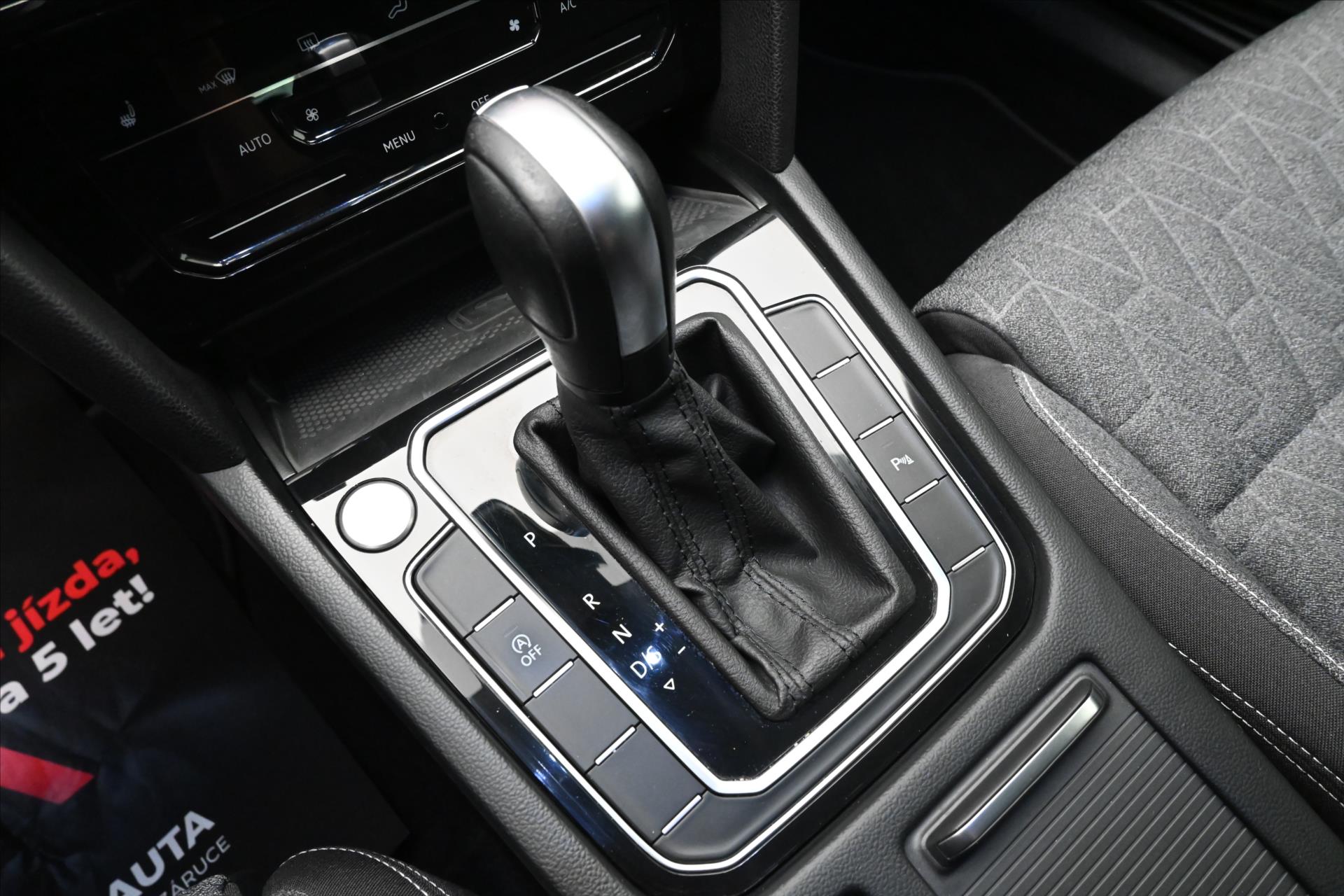 Hlavní fotografie vozu Volkswagen Passat 2,0 TDI 110 KW DSG BUSINESS Záruka až 5 let (23)