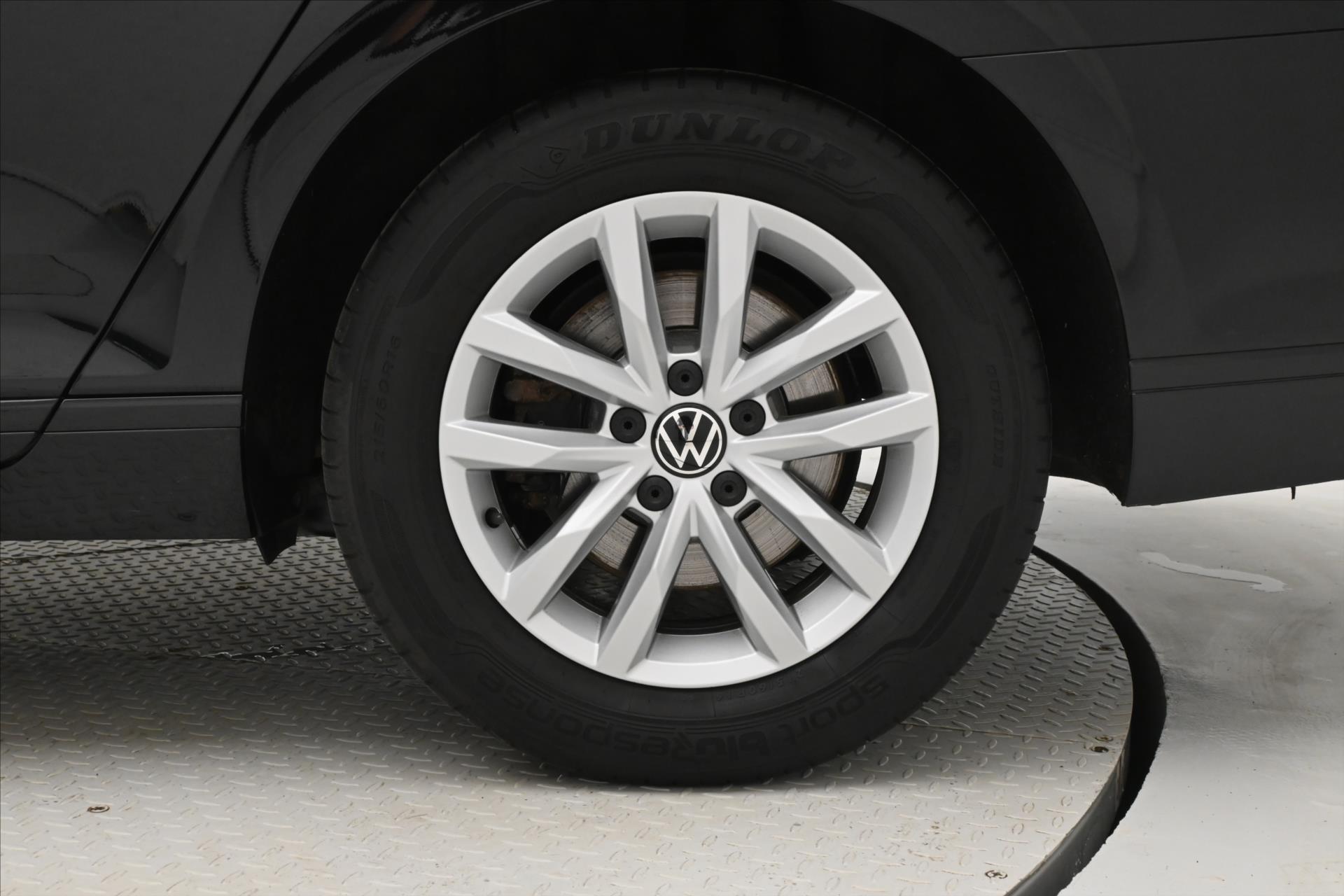 Hlavní fotografie vozu Volkswagen Passat 2,0 TDI 110 KW DSG BUSINESS Záruka až 5 let (33)