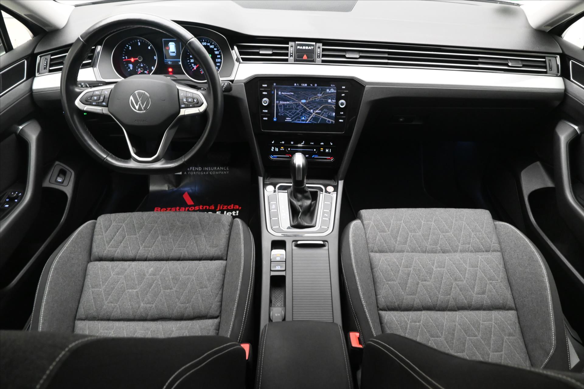 Hlavní fotografie vozu Volkswagen Passat 2,0 TDI 110 kW DSG Business Záruka až 5 let (15)