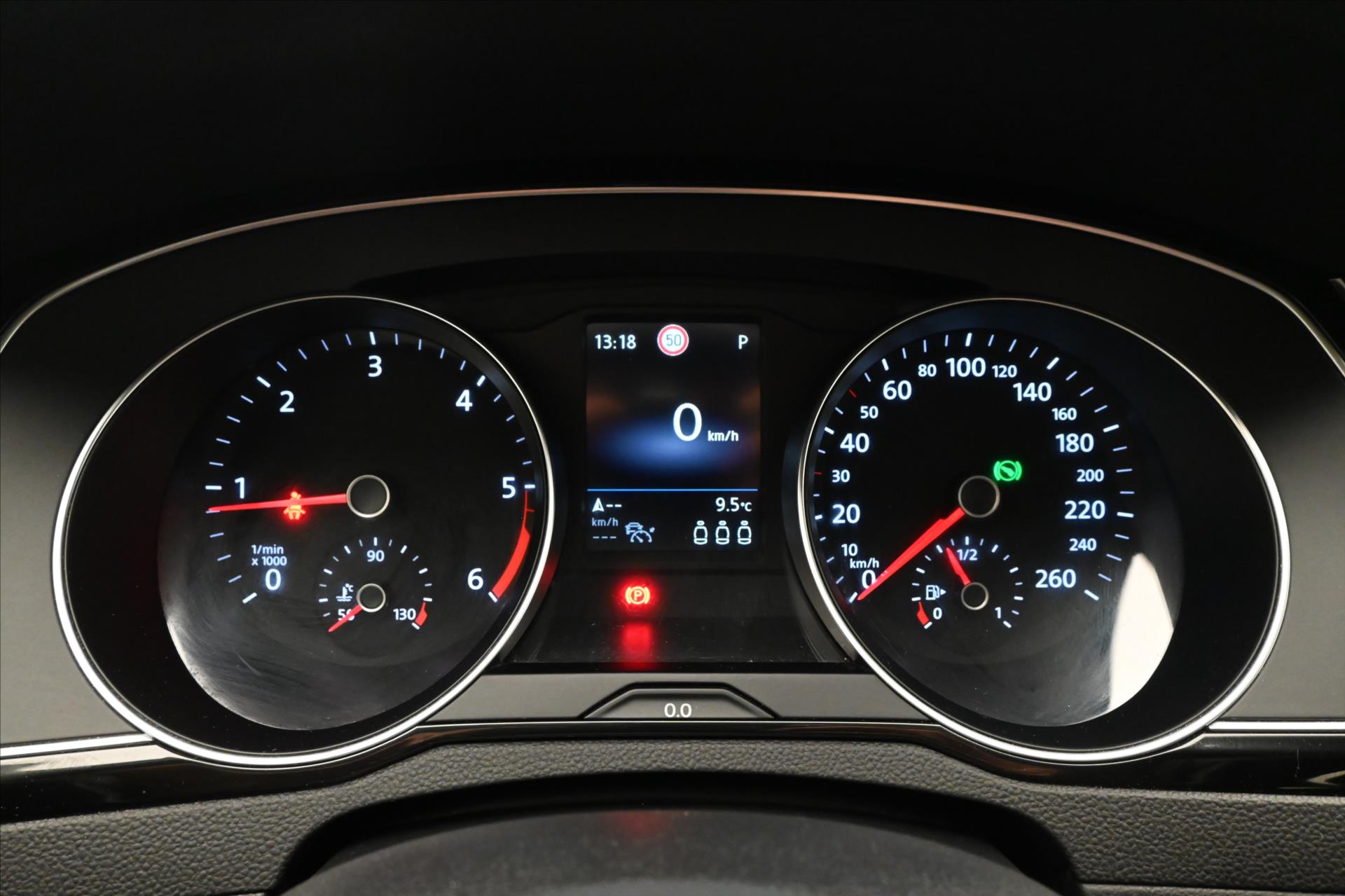 Hlavní fotografie vozu Volkswagen Passat 2,0 TDI 110 kW DSG Business Záruka až 5 let (16)