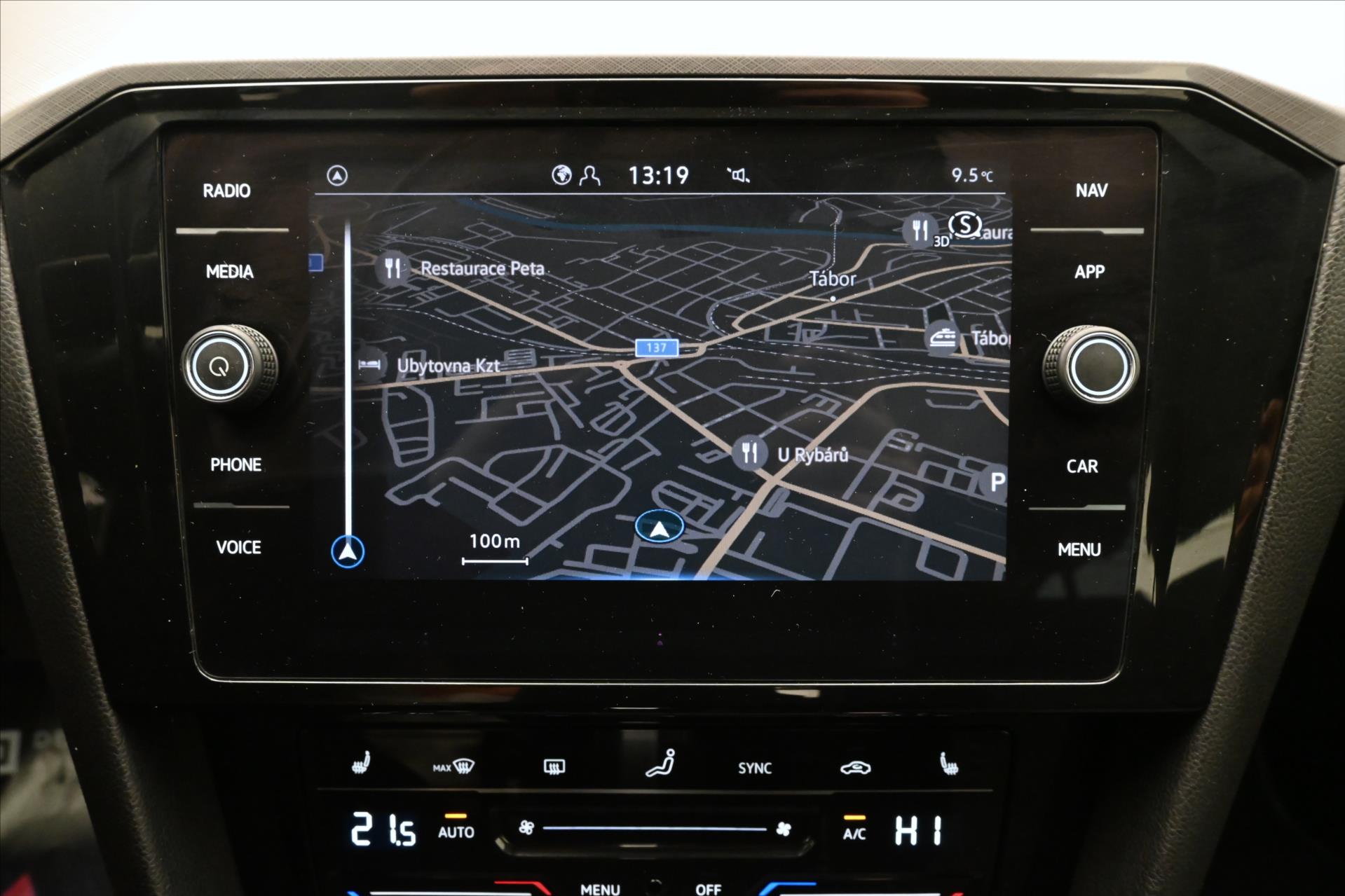 Hlavní fotografie vozu Volkswagen Passat 2,0 TDI 110 kW DSG Business Záruka až 5 let (20)