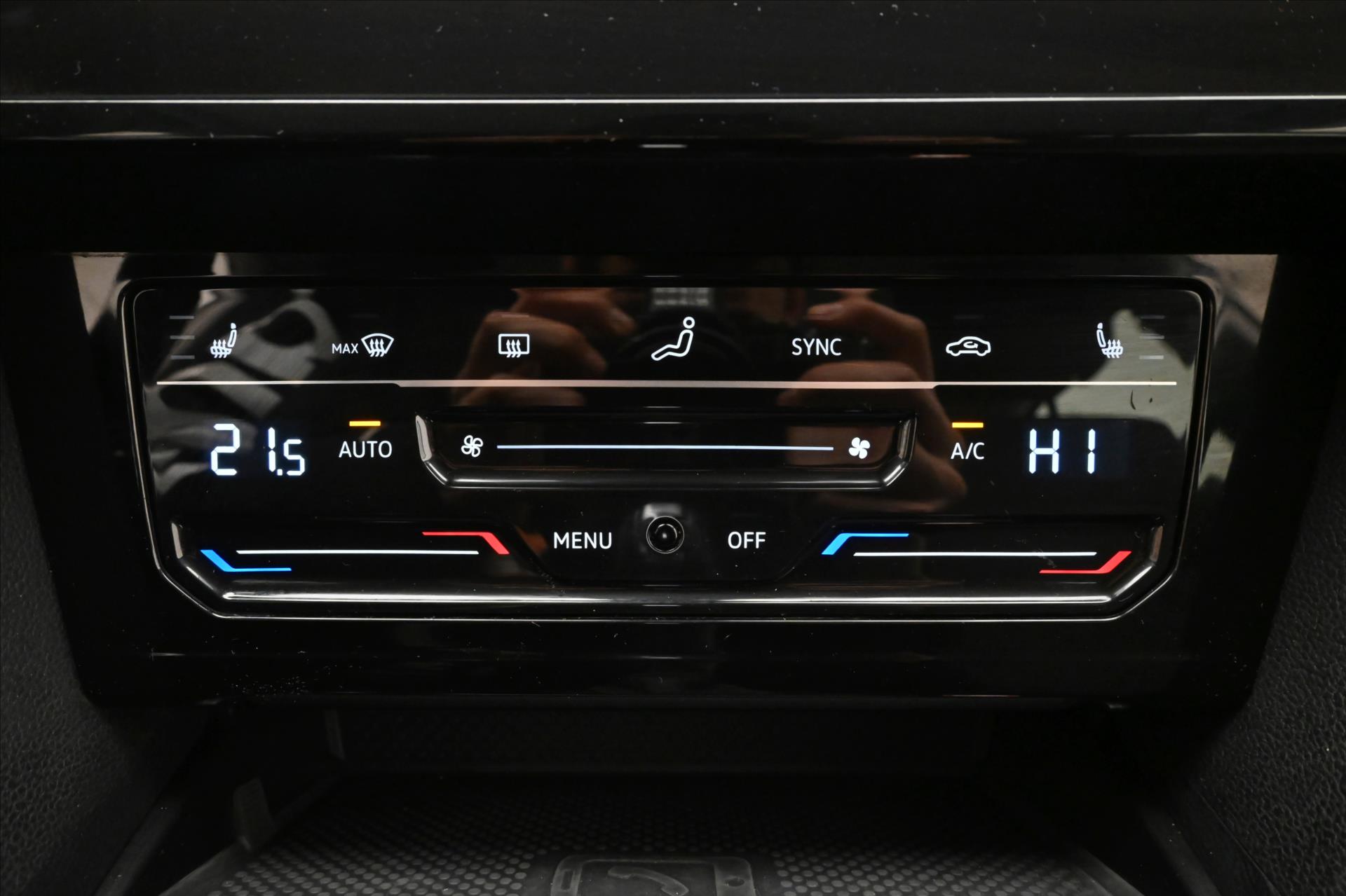 Hlavní fotografie vozu Volkswagen Passat 2,0 TDI 110 kW DSG Business Záruka až 5 let (21)