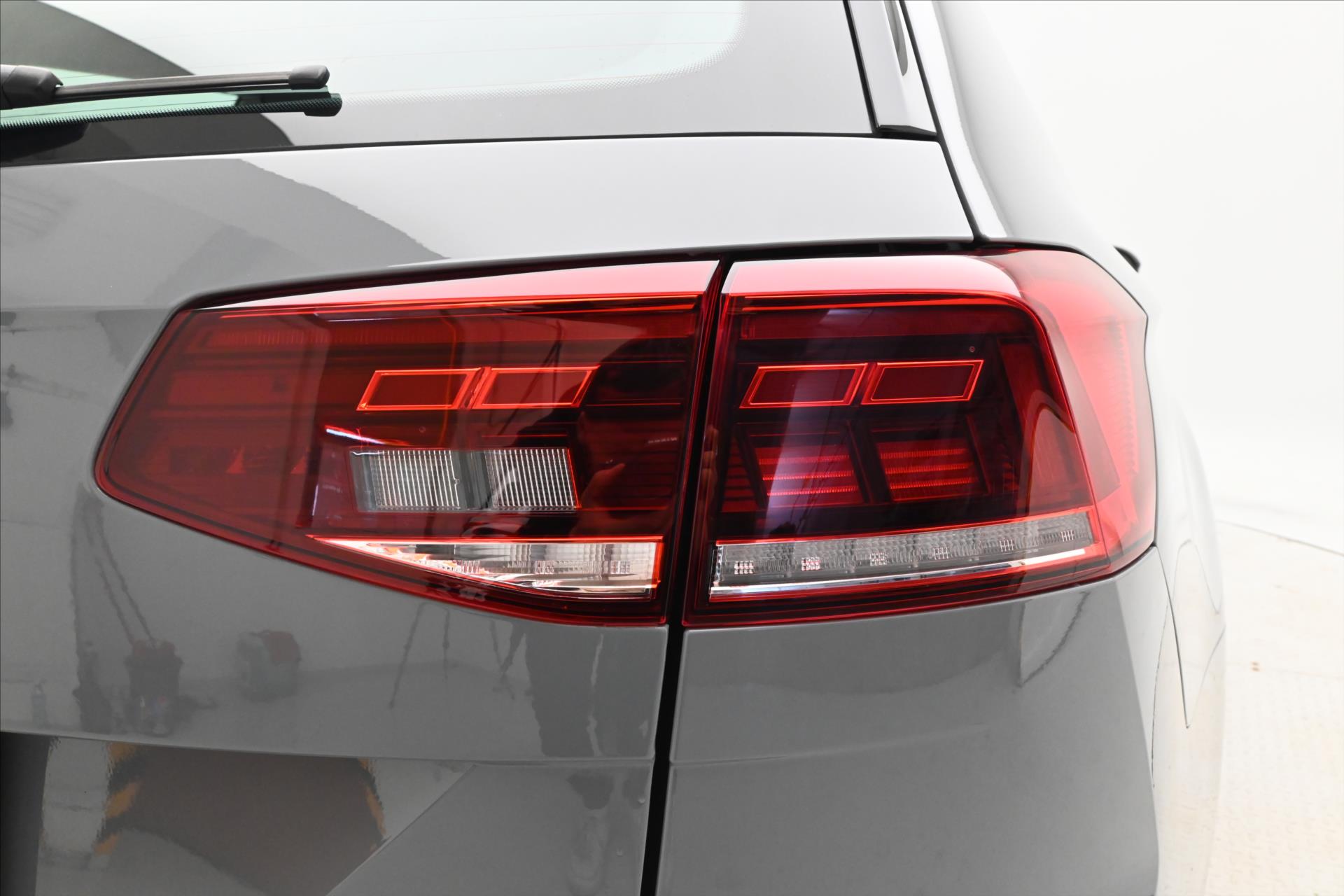 Hlavní fotografie vozu Volkswagen Passat 2,0 TDI 110 kW DSG Business Záruka až 5 let (28)