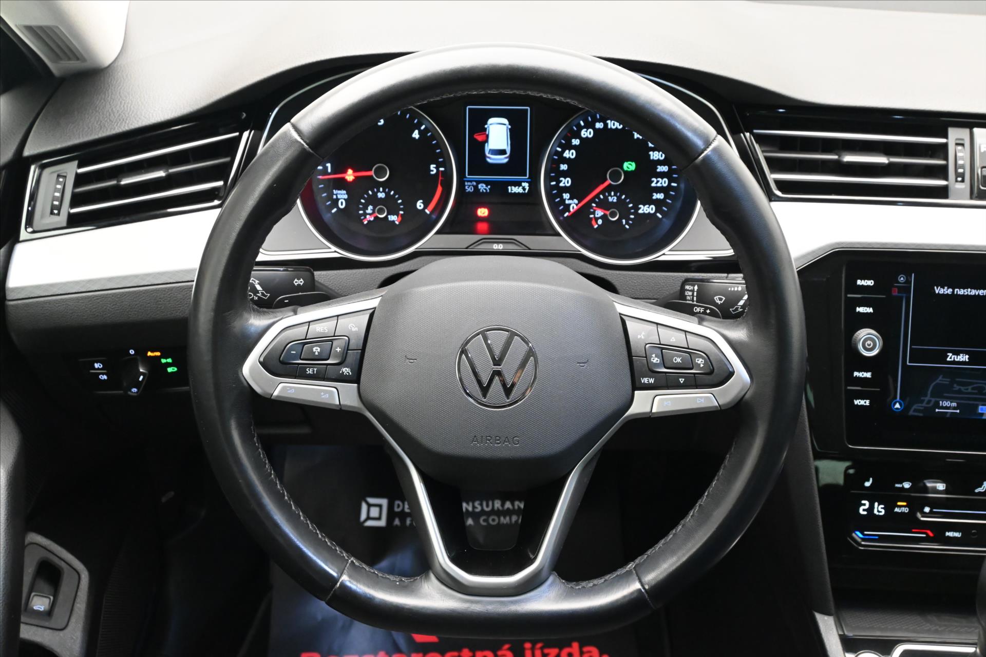 Hlavní fotografie vozu Volkswagen Passat 2,0 TDI 110 kW DSG BUSINESS Záruka až 5 let (18)