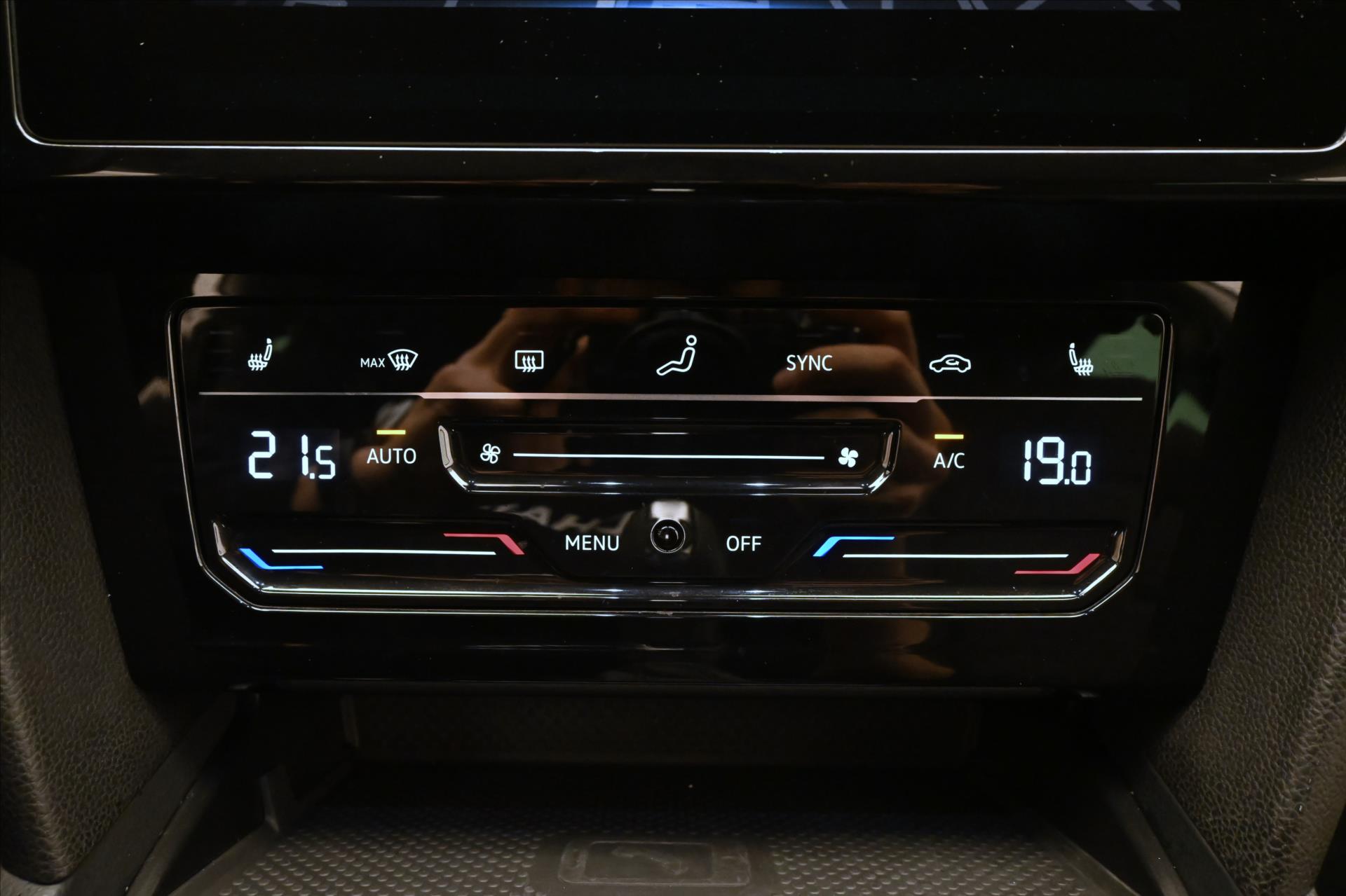 Hlavní fotografie vozu Volkswagen Passat 2,0 TDI 110 kW DSG BUSINESS Záruka až 5 let (21)