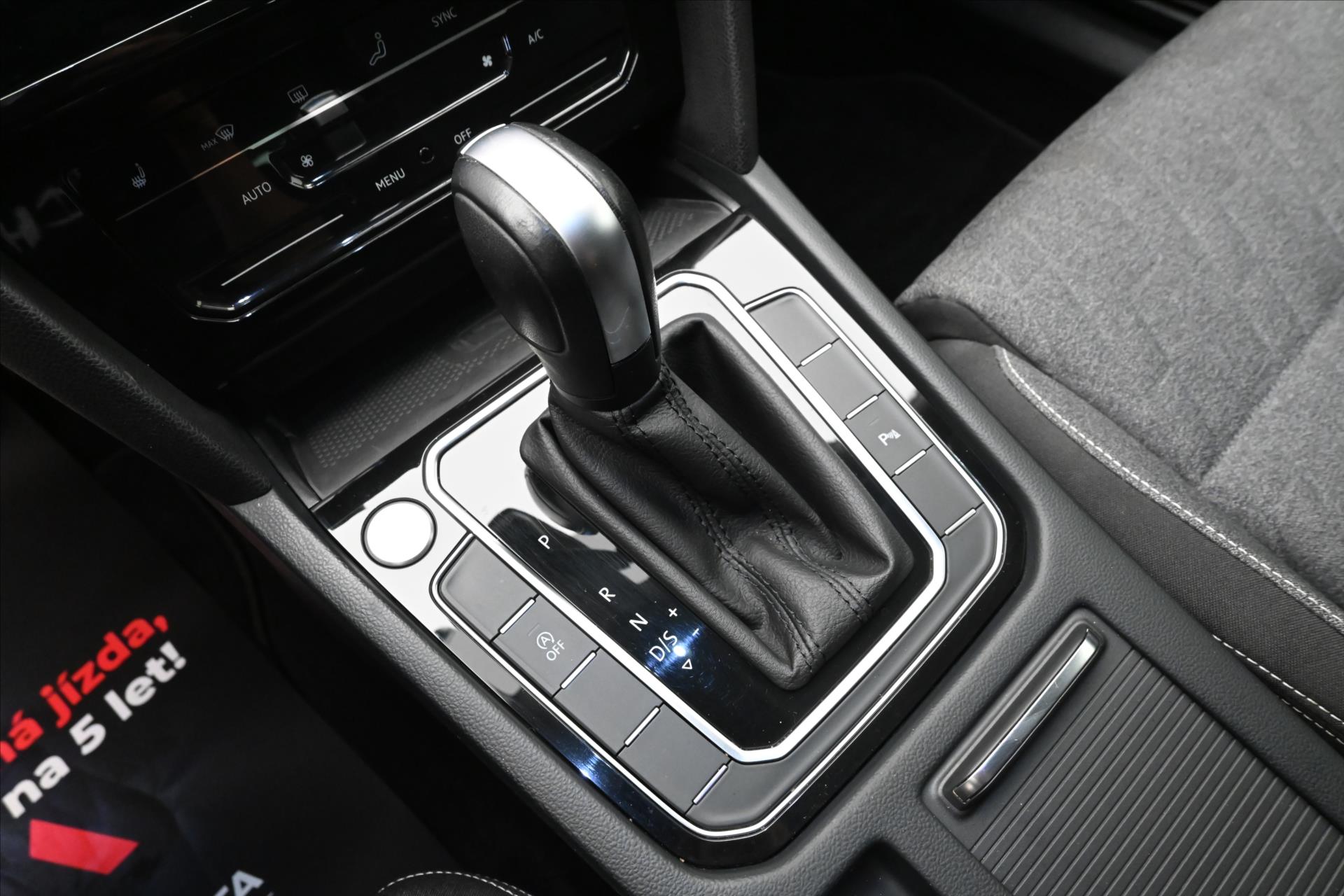 Hlavní fotografie vozu Volkswagen Passat 2,0 TDI 110 kW DSG BUSINESS Záruka až 5 let (23)