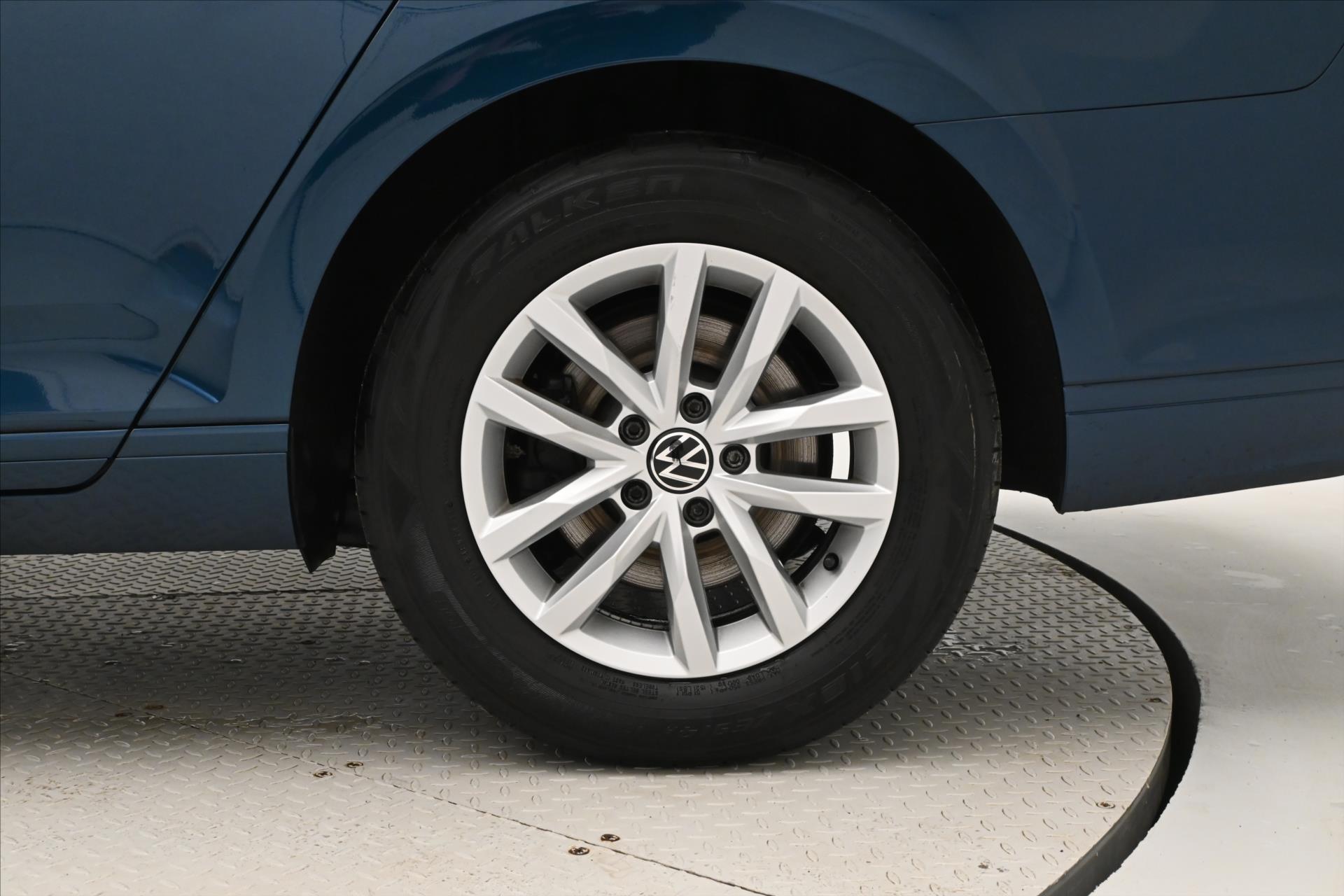 Hlavní fotografie vozu Volkswagen Passat 2,0 TDI 110 kW DSG BUSINESS Záruka až 5 let (32)