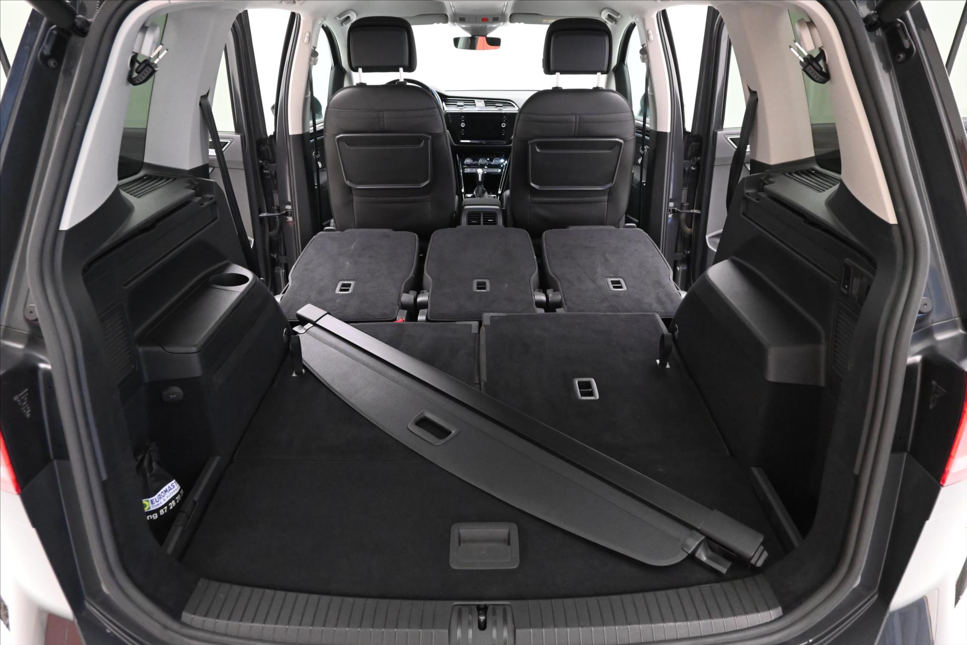 Hlavní fotografie vozu Volkswagen Touran 2,0 TDI 110 KW DSG 7 MÍST Záruka až 5 let (13)