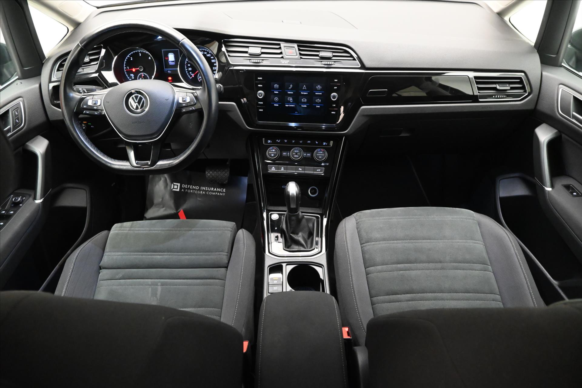 Hlavní fotografie vozu Volkswagen Touran 2,0 TDI 110 KW DSG 7 MÍST Záruka až 5 let (16)