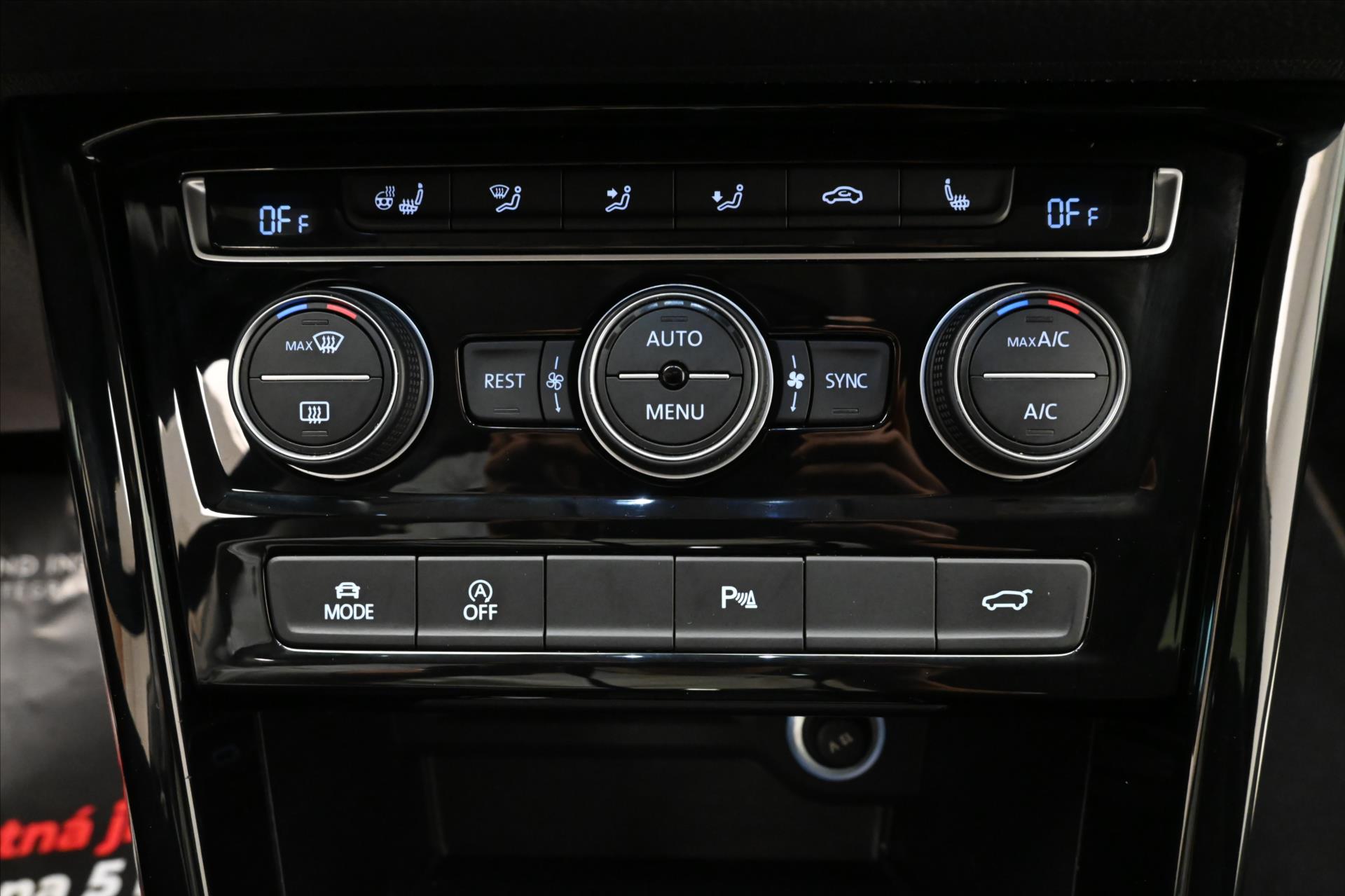 Hlavní fotografie vozu Volkswagen Touran 2,0 TDI 110 KW DSG 7 MÍST Záruka až 5 let (22)