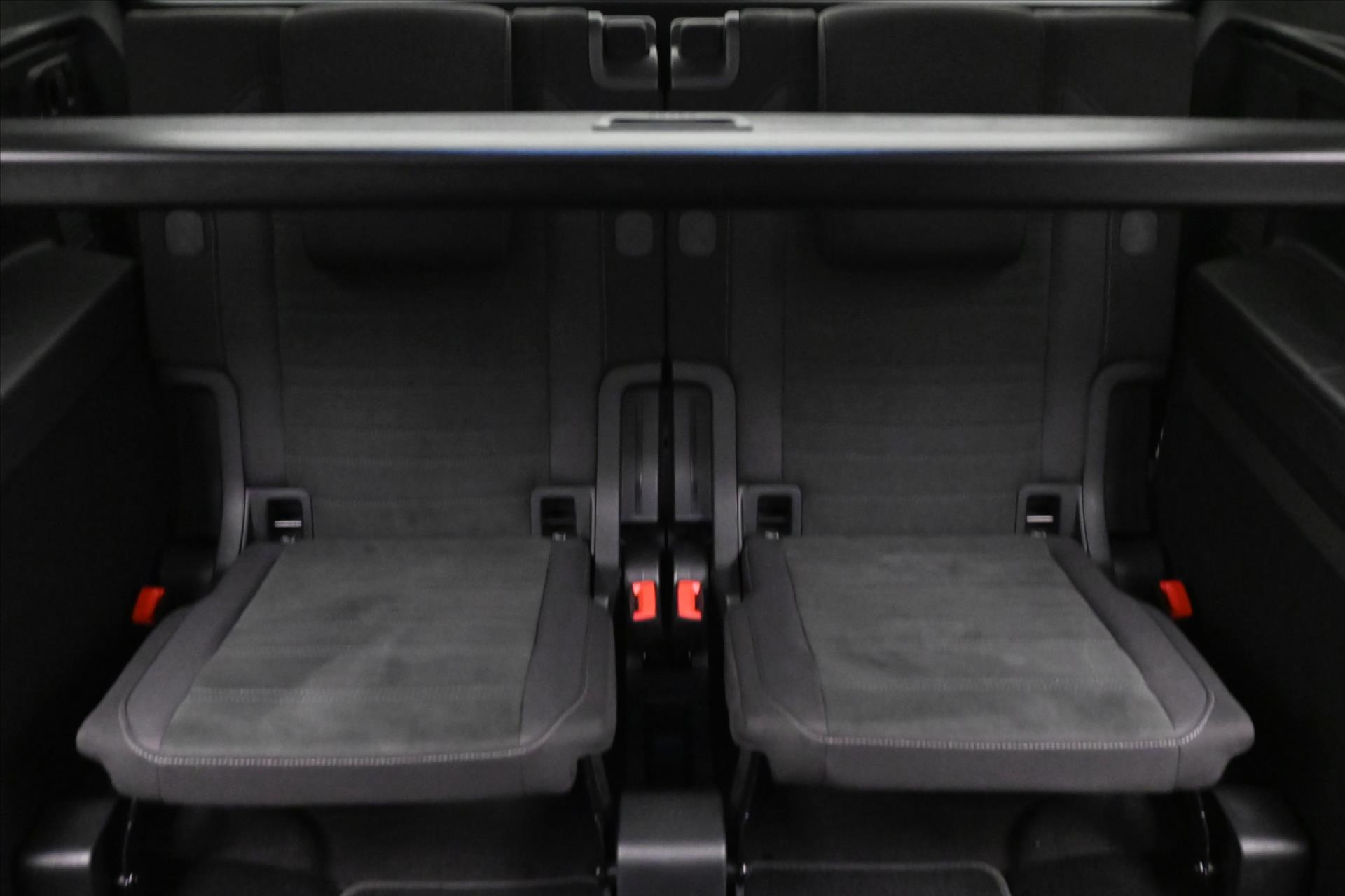 Hlavní fotografie vozu Volkswagen Touran 2,0 TDI 110 KW DSG 7 MÍST Záruka až 5 let (30)