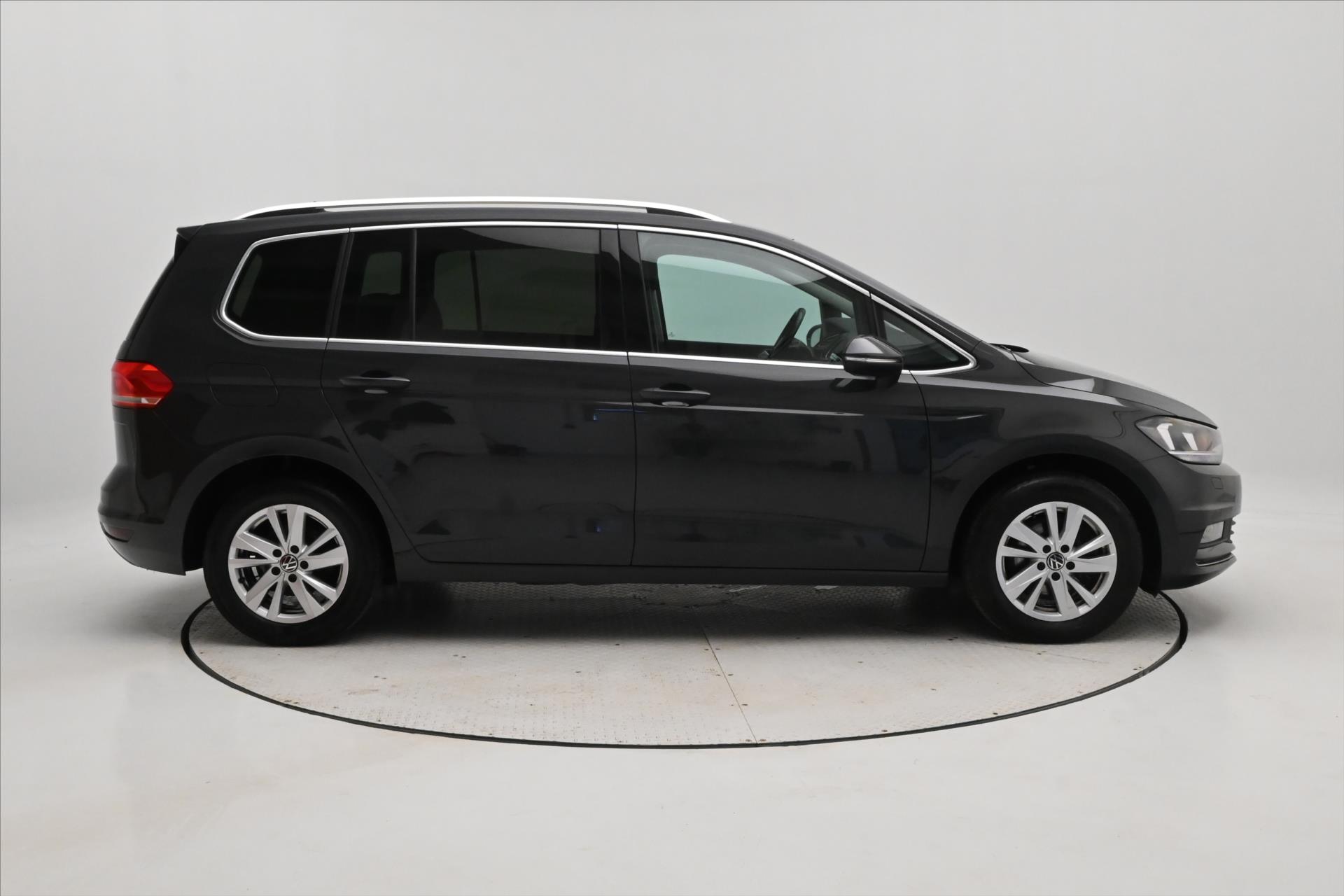 Hlavní fotografie vozu Volkswagen Touran 2,0 TDI 110 KW DSG 7 MÍST Záruka až 5 let (4)