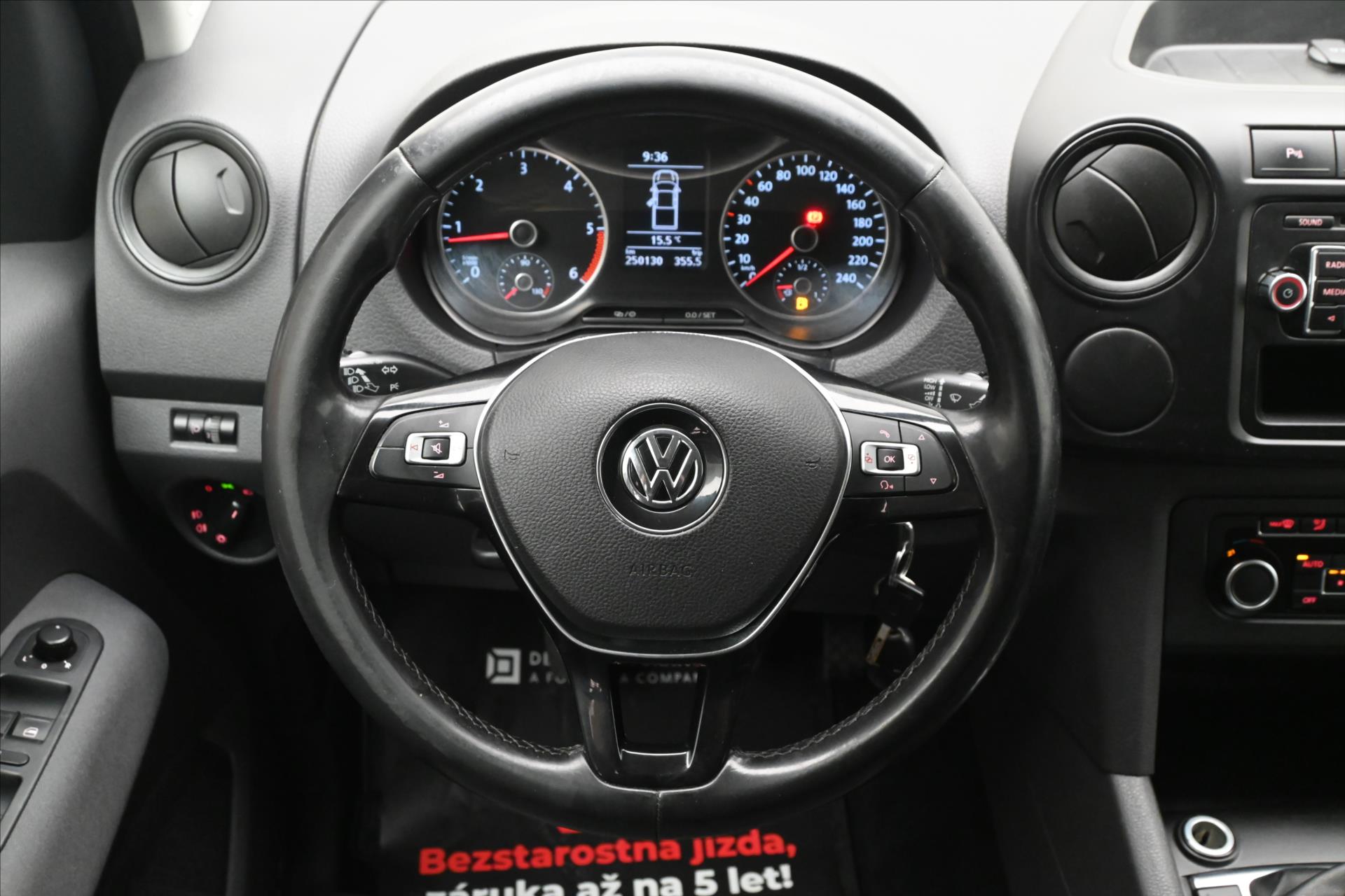 Hlavní fotografie vozu Volkswagen Amarok 2,0 Bi-TDI 132 kW Nezávislé topení Záruka až 5 let (17)