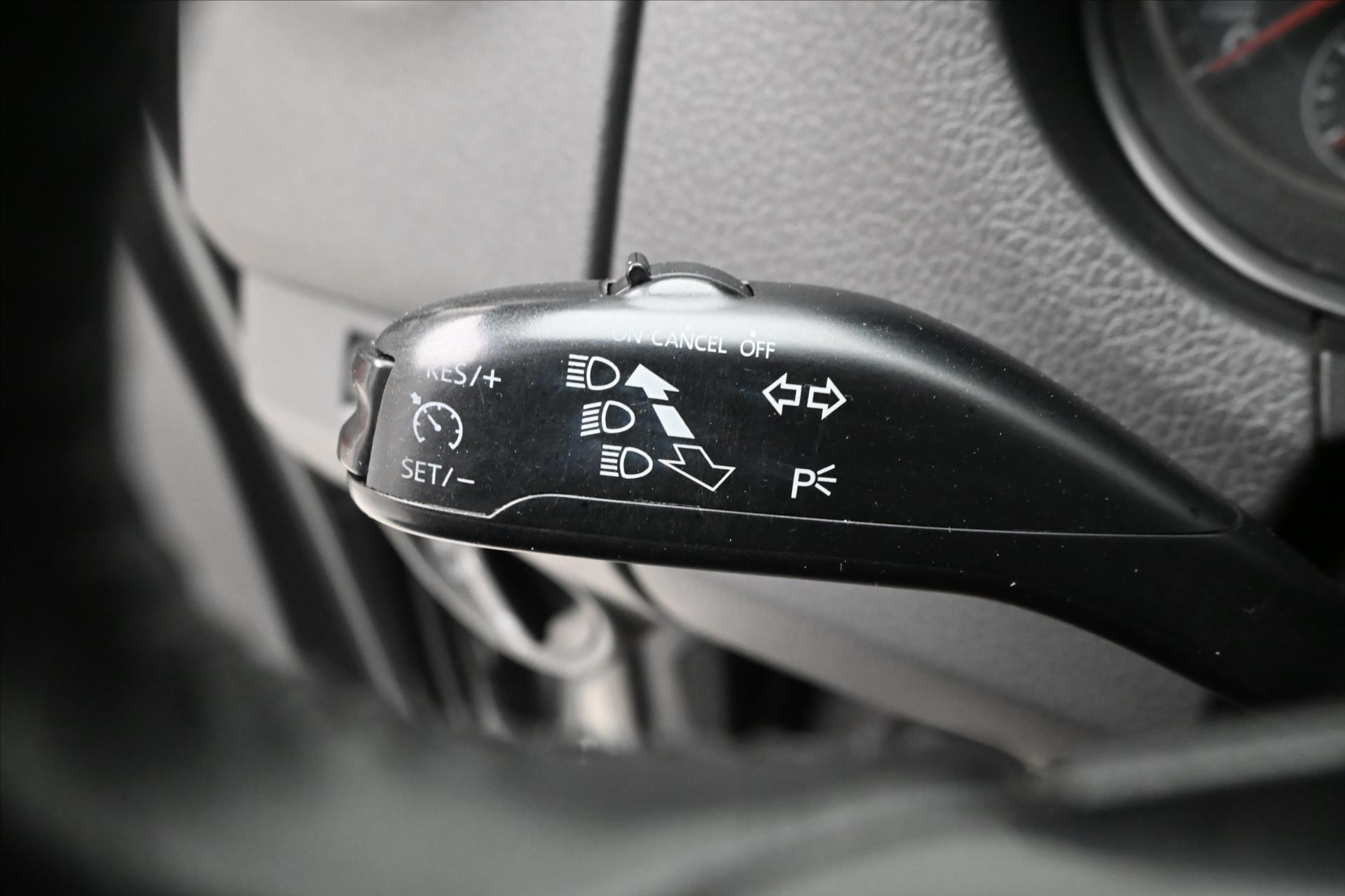 Hlavní fotografie vozu Volkswagen Amarok 2,0 Bi-TDI 132 kW Nezávislé topení Záruka až 5 let (21)