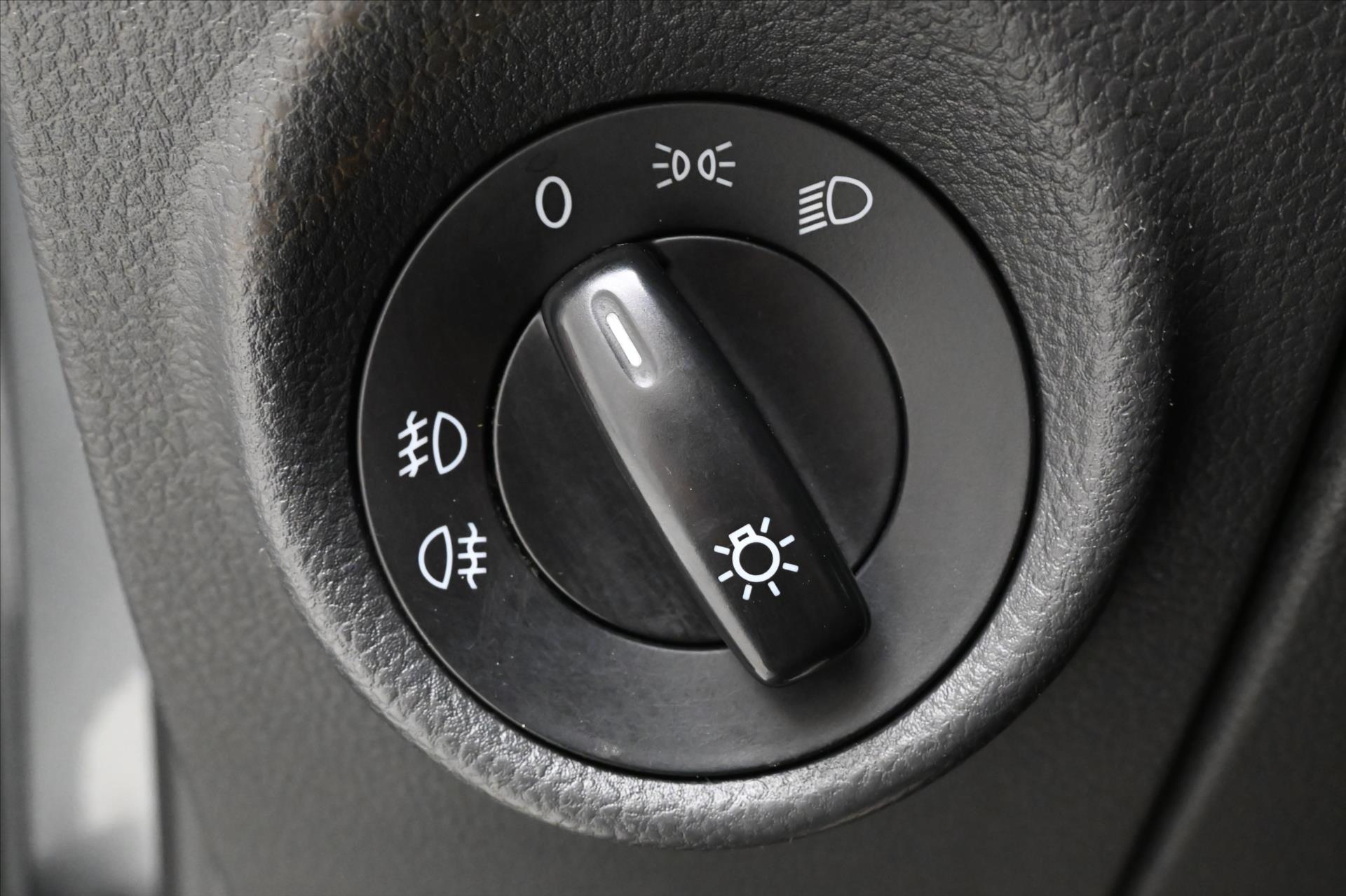 Hlavní fotografie vozu Volkswagen Amarok 2,0 Bi-TDI 132 kW Nezávislé topení Záruka až 5 let (24)