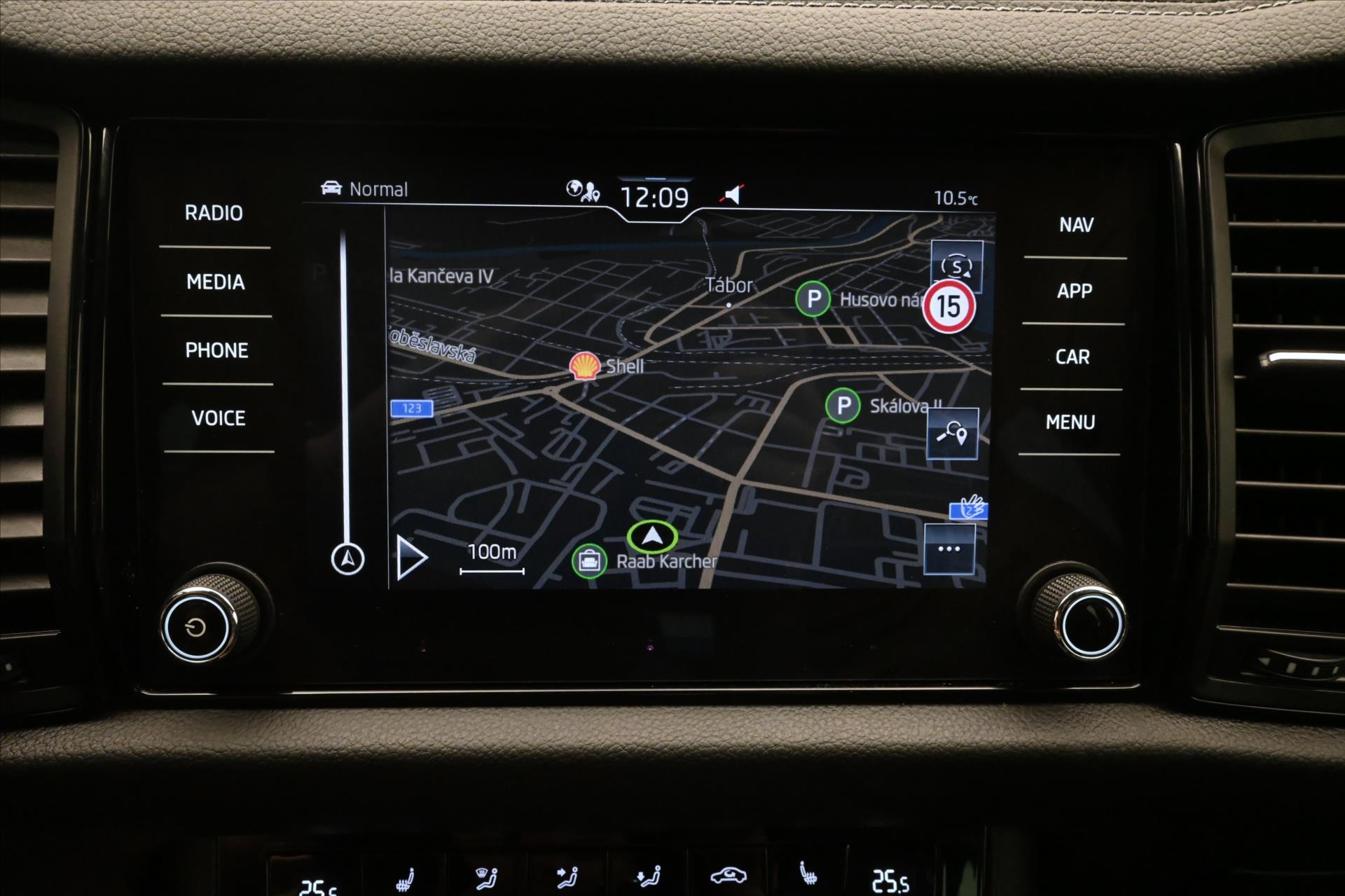 Hlavní fotografie vozu Škoda Kodiaq 2,0 TDI 110kW DSG SPORTLINE Záruka až 5 let (20)