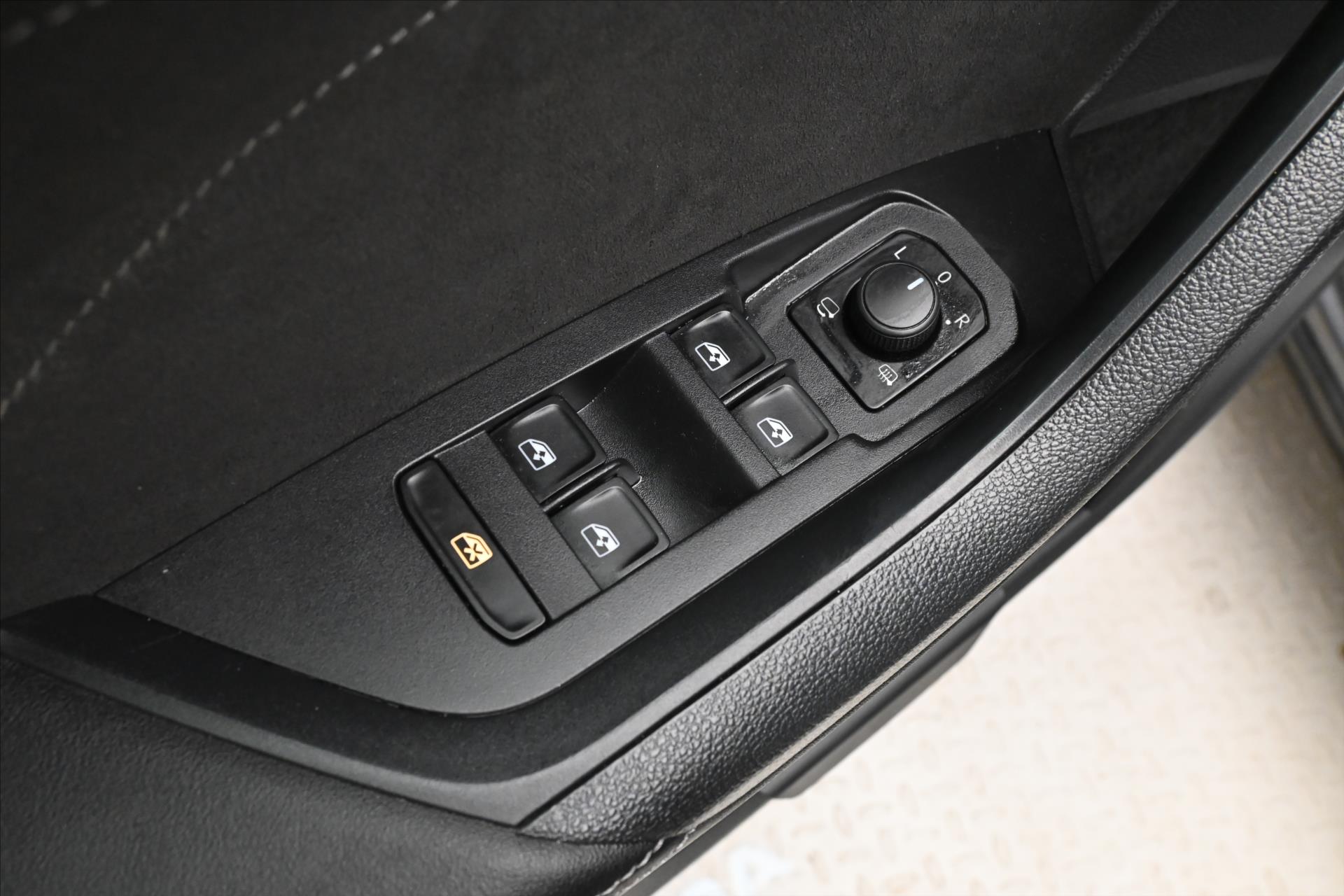 Hlavní fotografie vozu Škoda Kodiaq 2,0 TDI 110kW DSG SPORTLINE Záruka až 5 let (26)