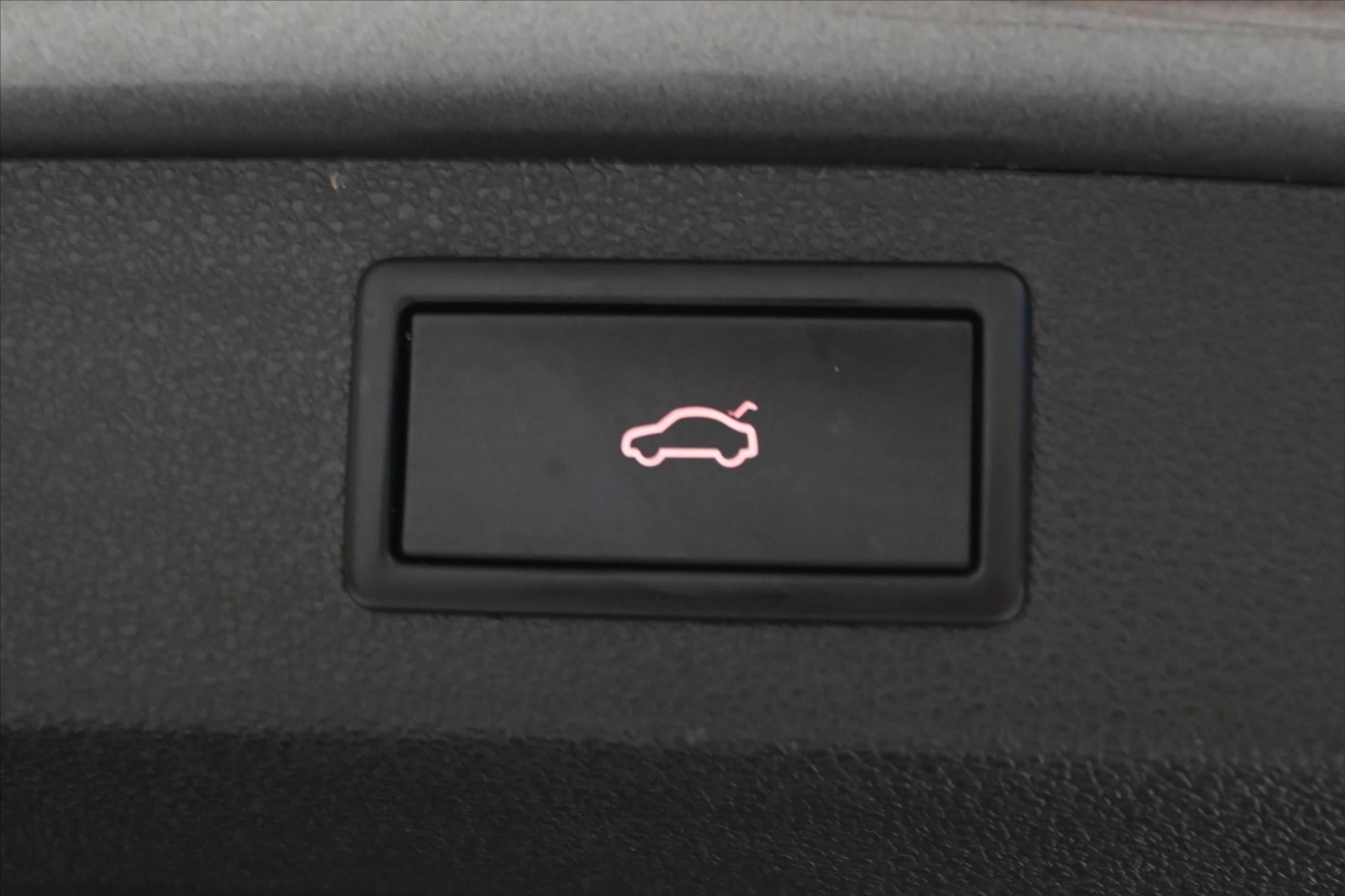 Hlavní fotografie vozu Škoda Kodiaq 2,0 TDI 110kW DSG SPORTLINE Záruka až 5 let (28)