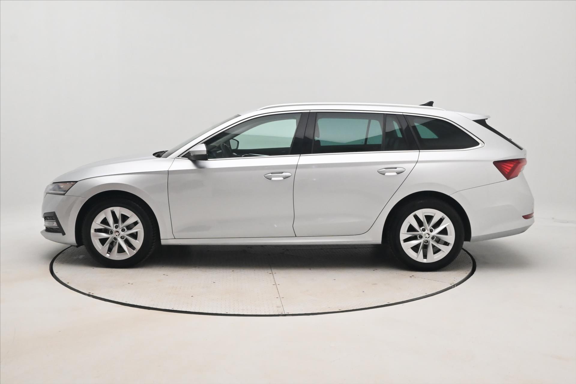 Hlavní fotografie vozu Škoda Octavia 2,0 TDI 110 kW DSG Style Záruka až 5 let (9)