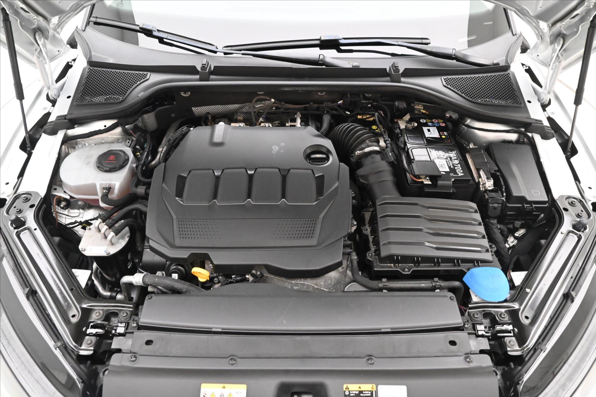 Hlavní fotografie vozu Škoda Octavia 2,0 TDI 110 kW DSG Style Záruka až 5 let (10)