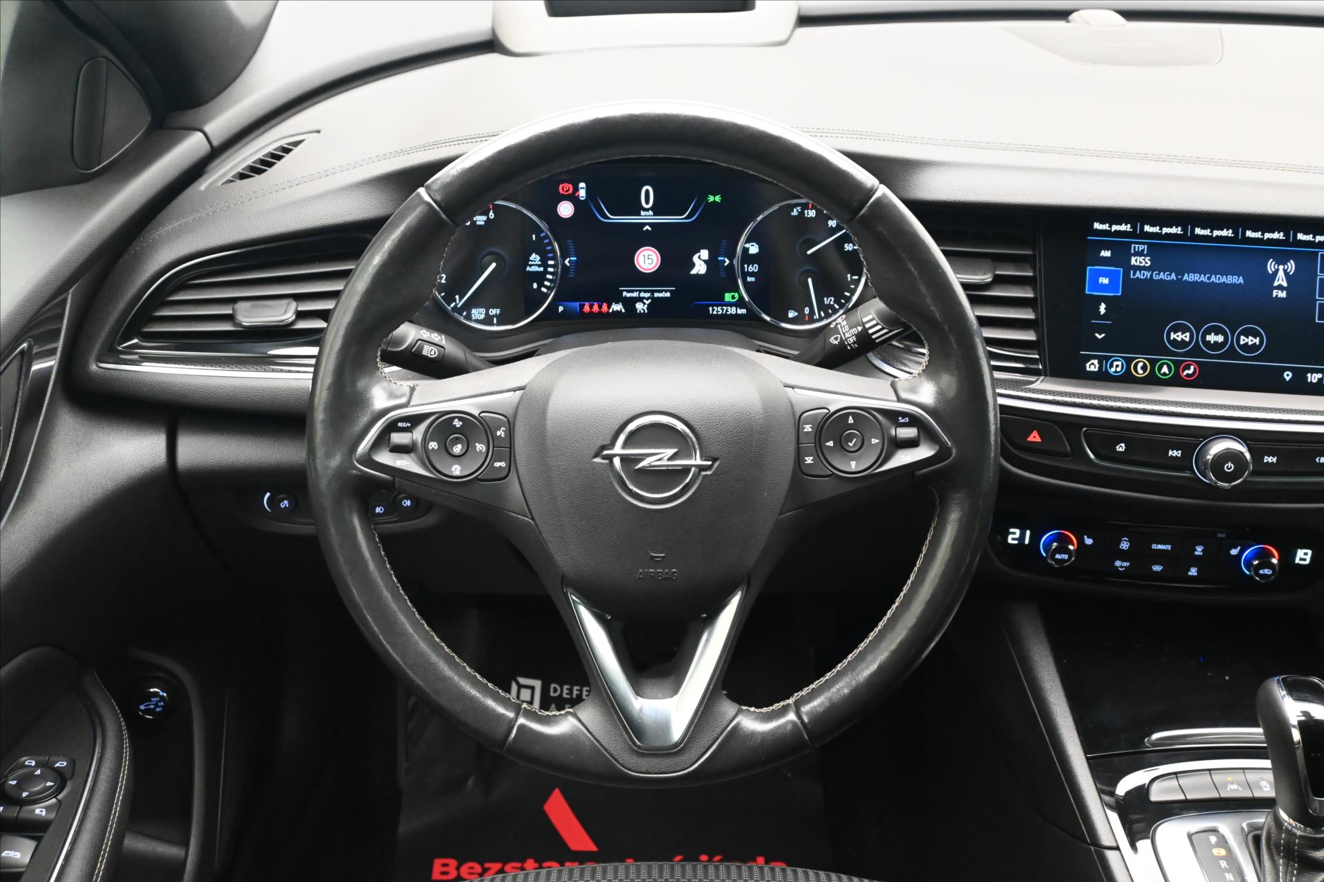 Hlavní fotografie vozu Opel Insignia 2,0 CDTI 128 kW AT8 Business Ultimate Záruka až 5 let (18)