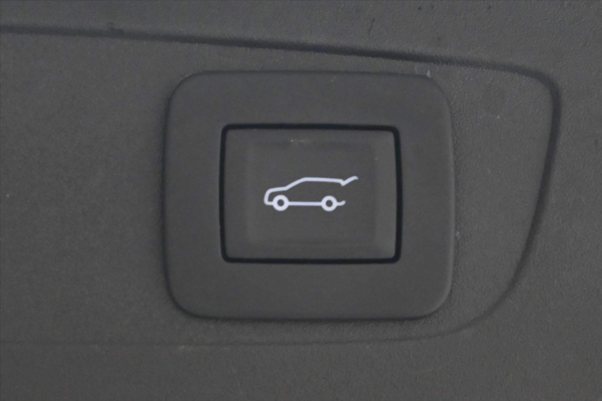 Hlavní fotografie vozu Opel Insignia 2,0 CDTI 128 kW AT8 Business Ultimate Záruka až 5 let (26)