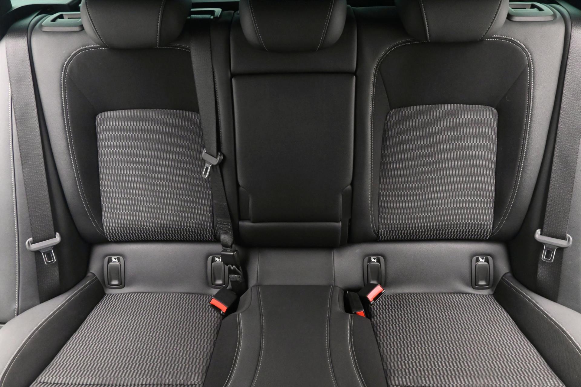 Hlavní fotografie vozu Opel Insignia 2,0 CDTI 128 kW AT8 Business Ultimate Záruka až 5 let (27)