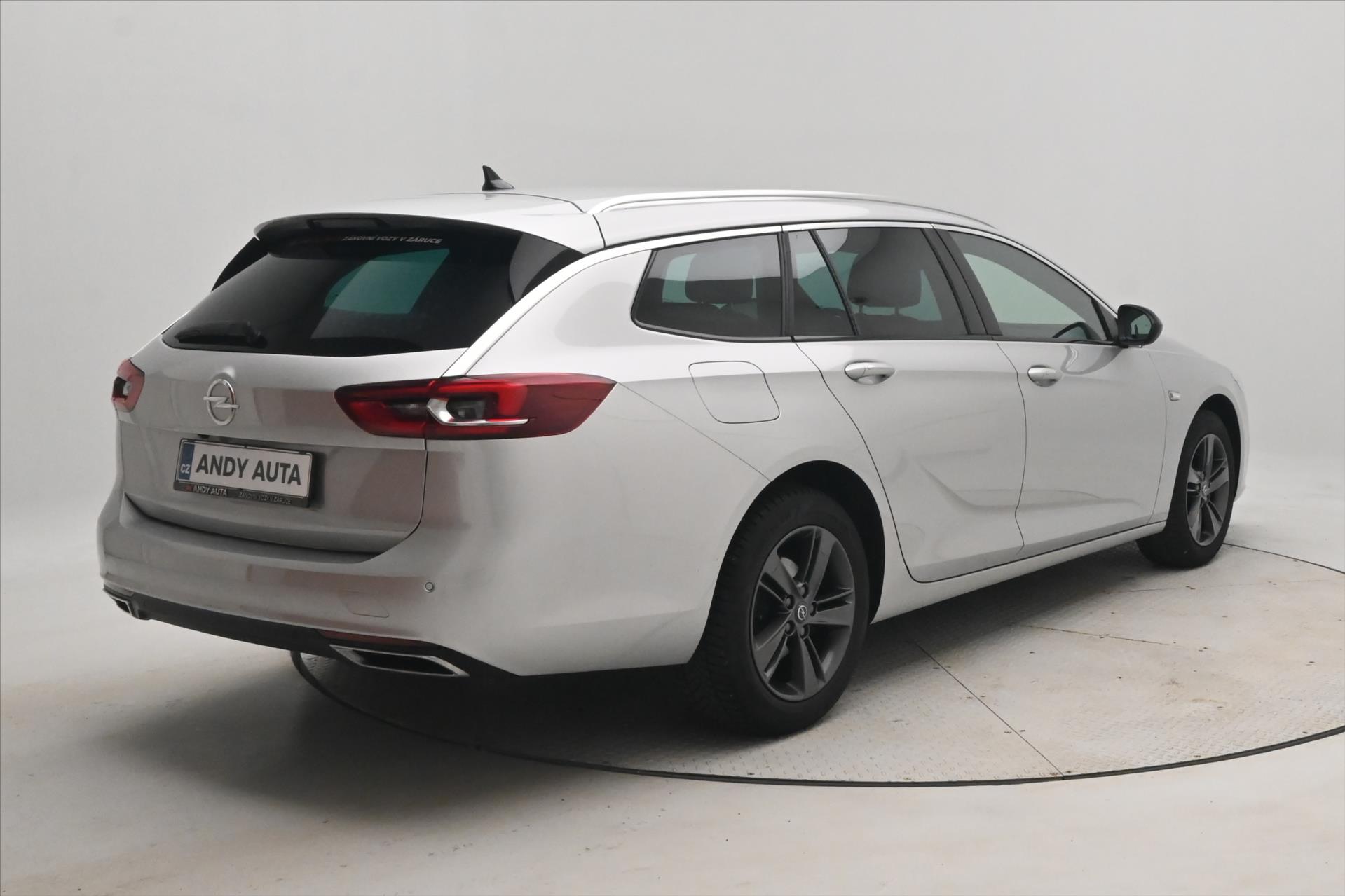 Hlavní fotografie vozu Opel Insignia 2,0 CDTI 128 kW AT8 Business Ultimate Záruka až 5 let (5)