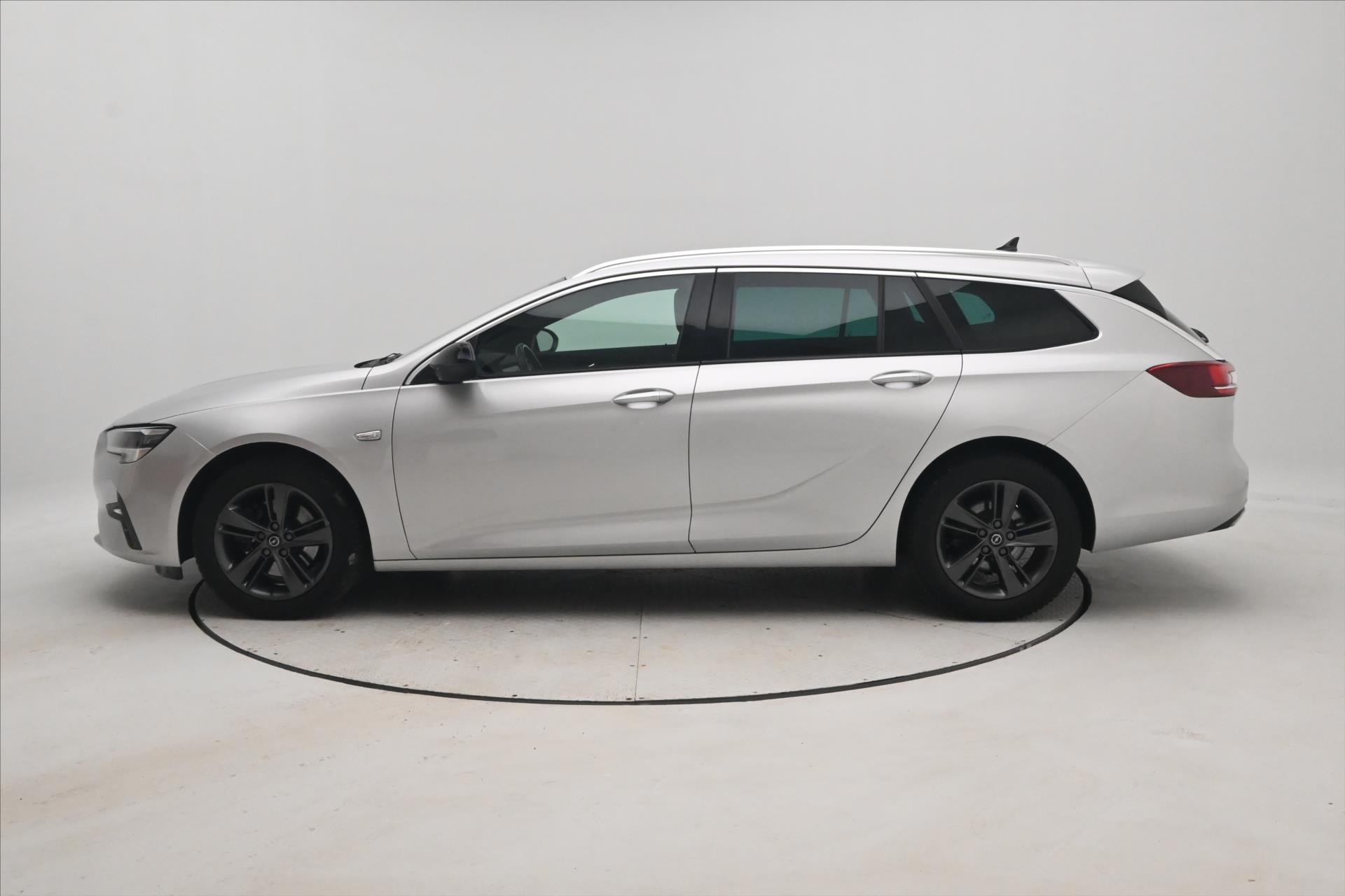 Hlavní fotografie vozu Opel Insignia 2,0 CDTI 128 kW AT8 Business Ultimate Záruka až 5 let (8)